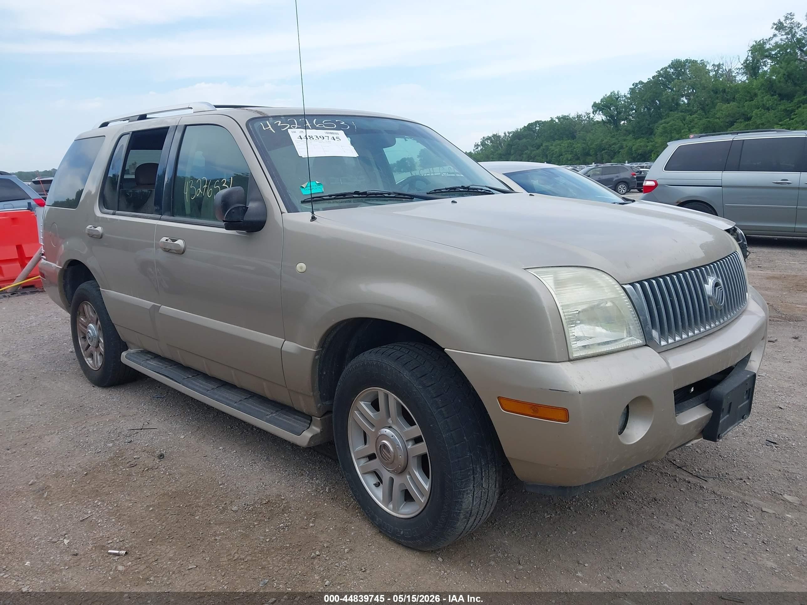 2004 Mercury Mountaineer, VIN 4M2DU66E74ZJ50601 — Rear end