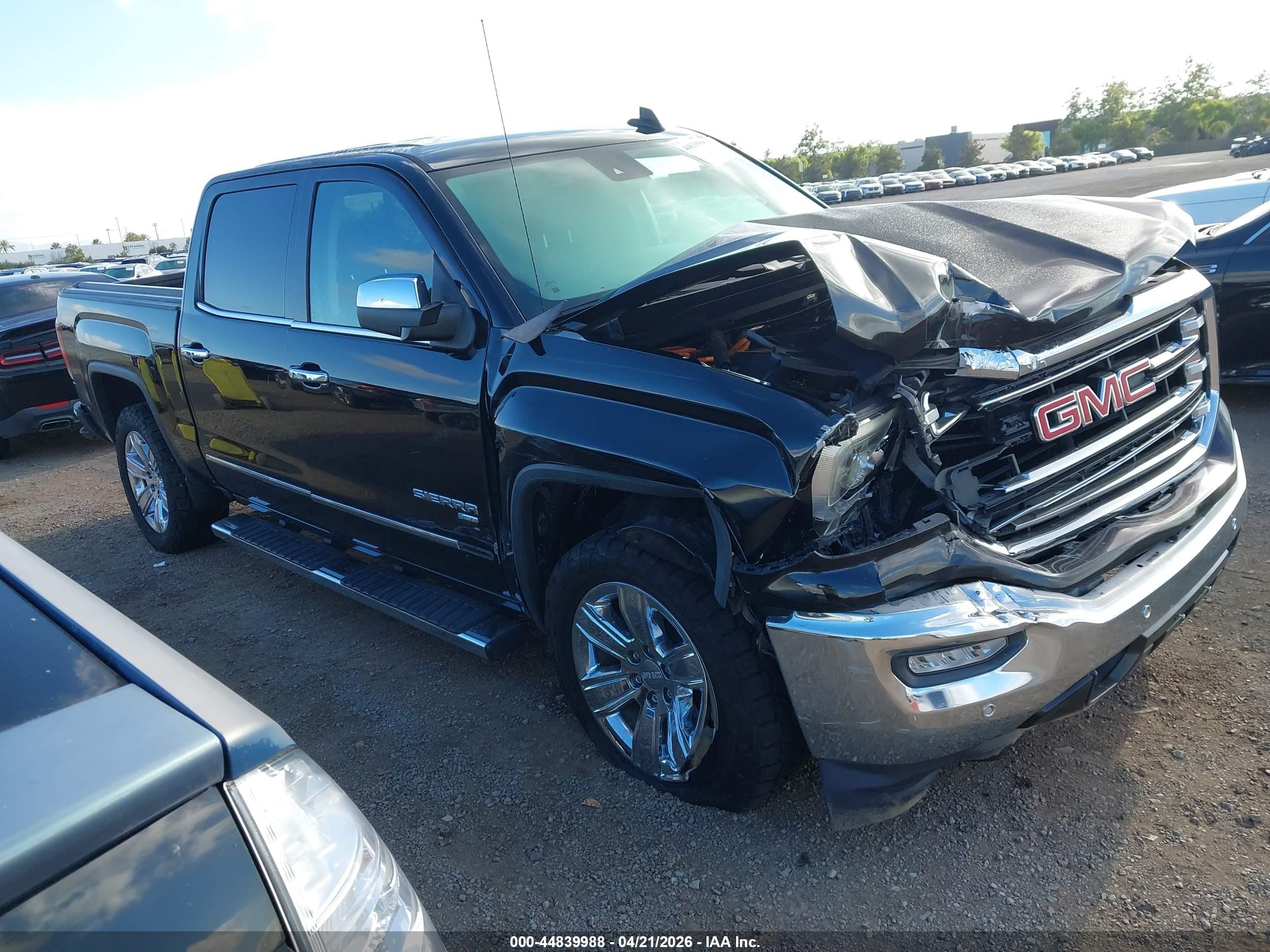 2018 GMC Sierra 1500 SLT, VIN 3GTU1NER2JG344848 — Front end