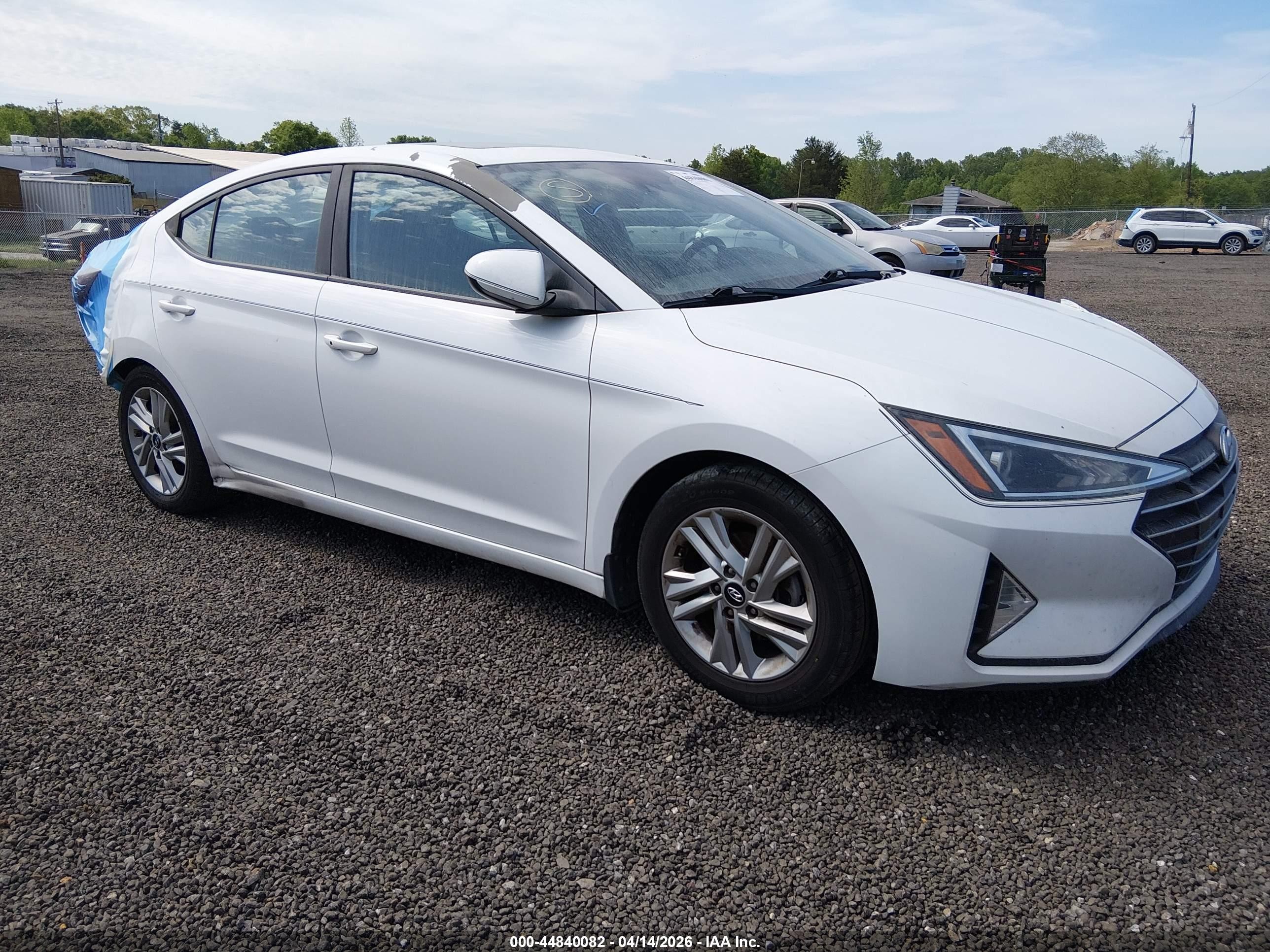 2020 Hyundai Elantra SEL, VIN 5NPD84LF0LH543566 — Rear end