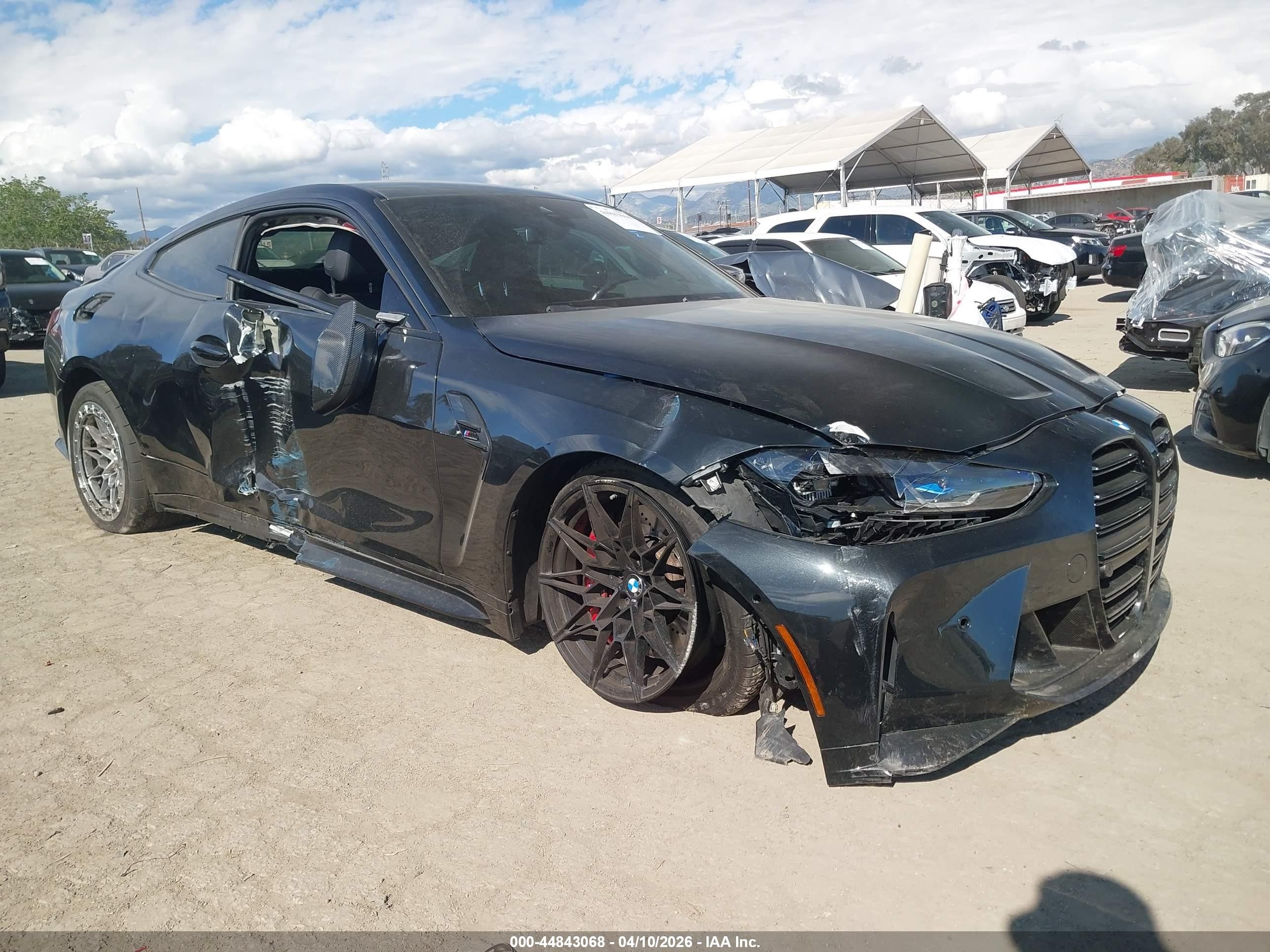 2022 BMW M4 Competition, VIN WBS33AZ09NCJ55738 — Front end