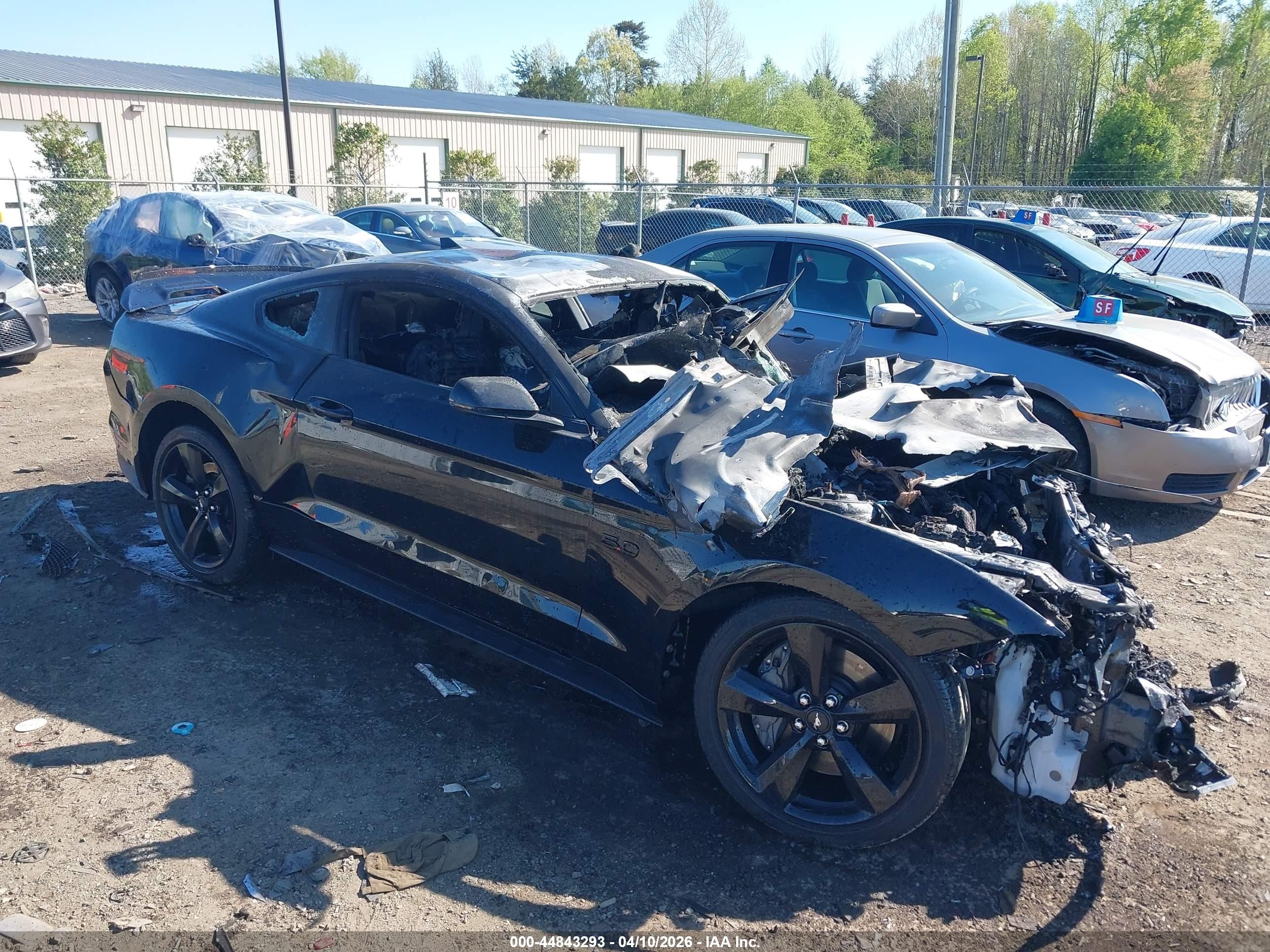 2022 Ford Mustang GT Premium, VIN 1FA6P8CFXN5128699 — Front end