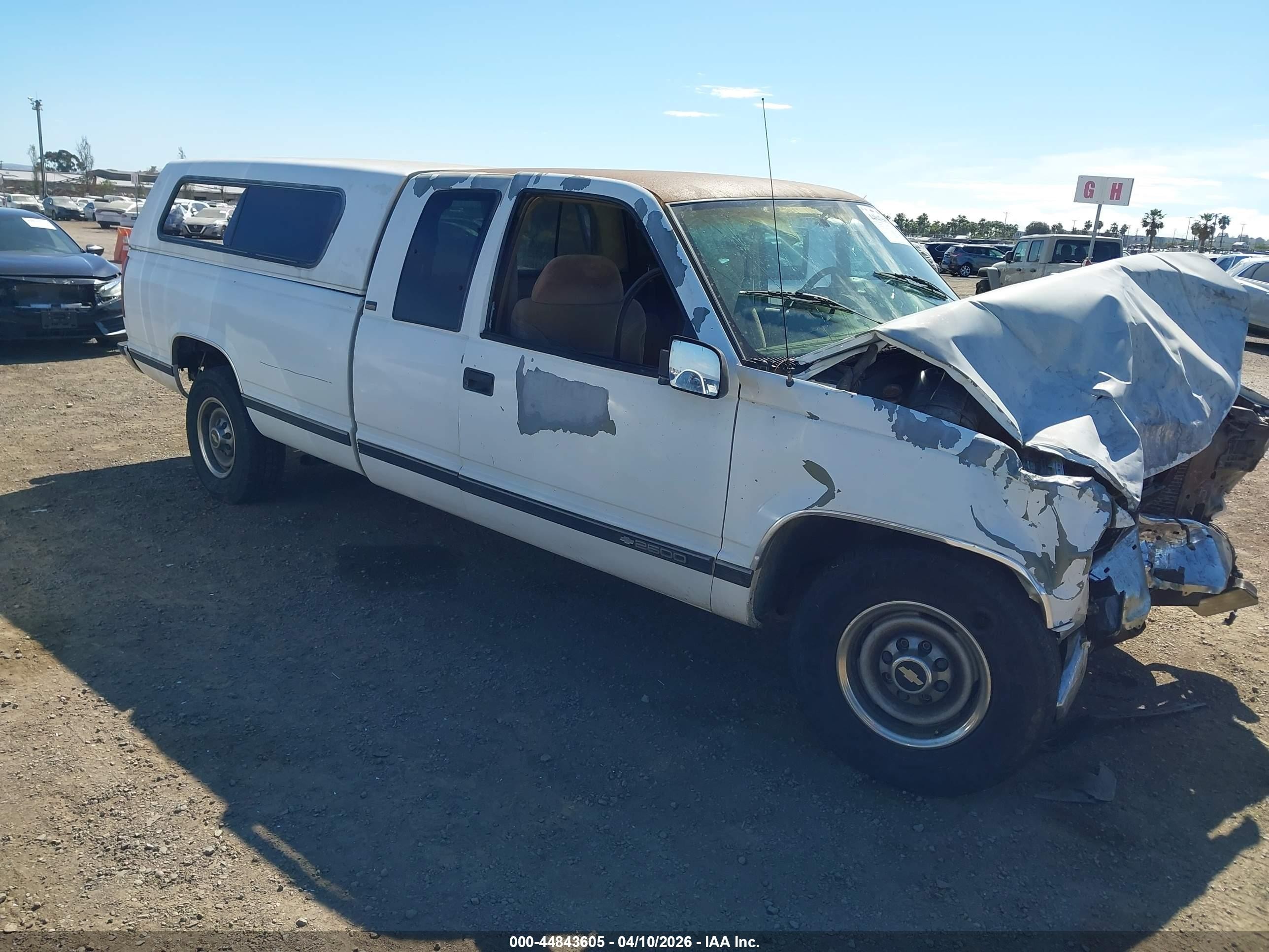 1995 Chevrolet Silverado 2500, VIN 1GCGC29K2SE209350 — Перед