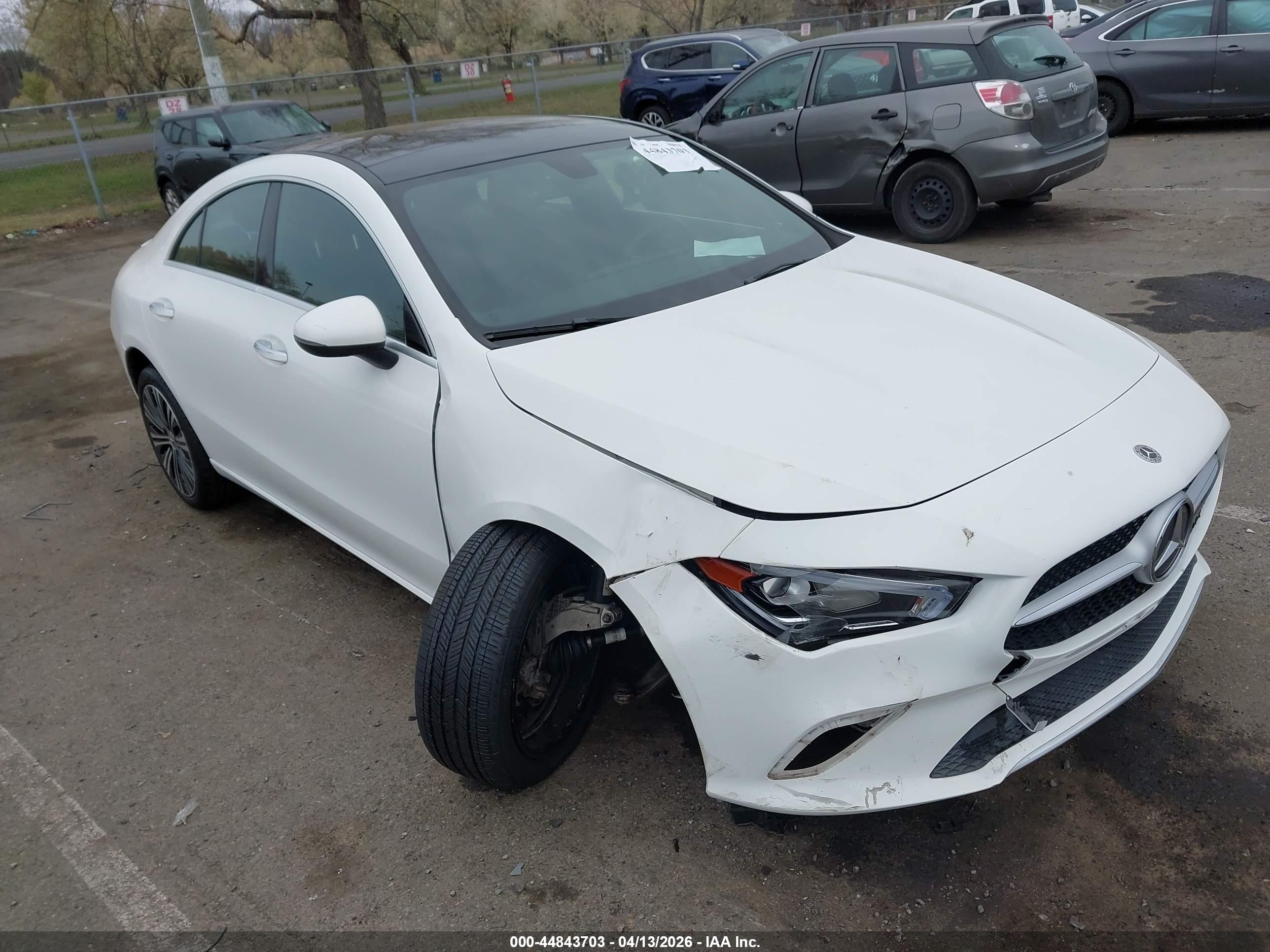 2021 Mercedes-Benz CLA 250, VIN W1K5J4HB1MN176960 — Front end