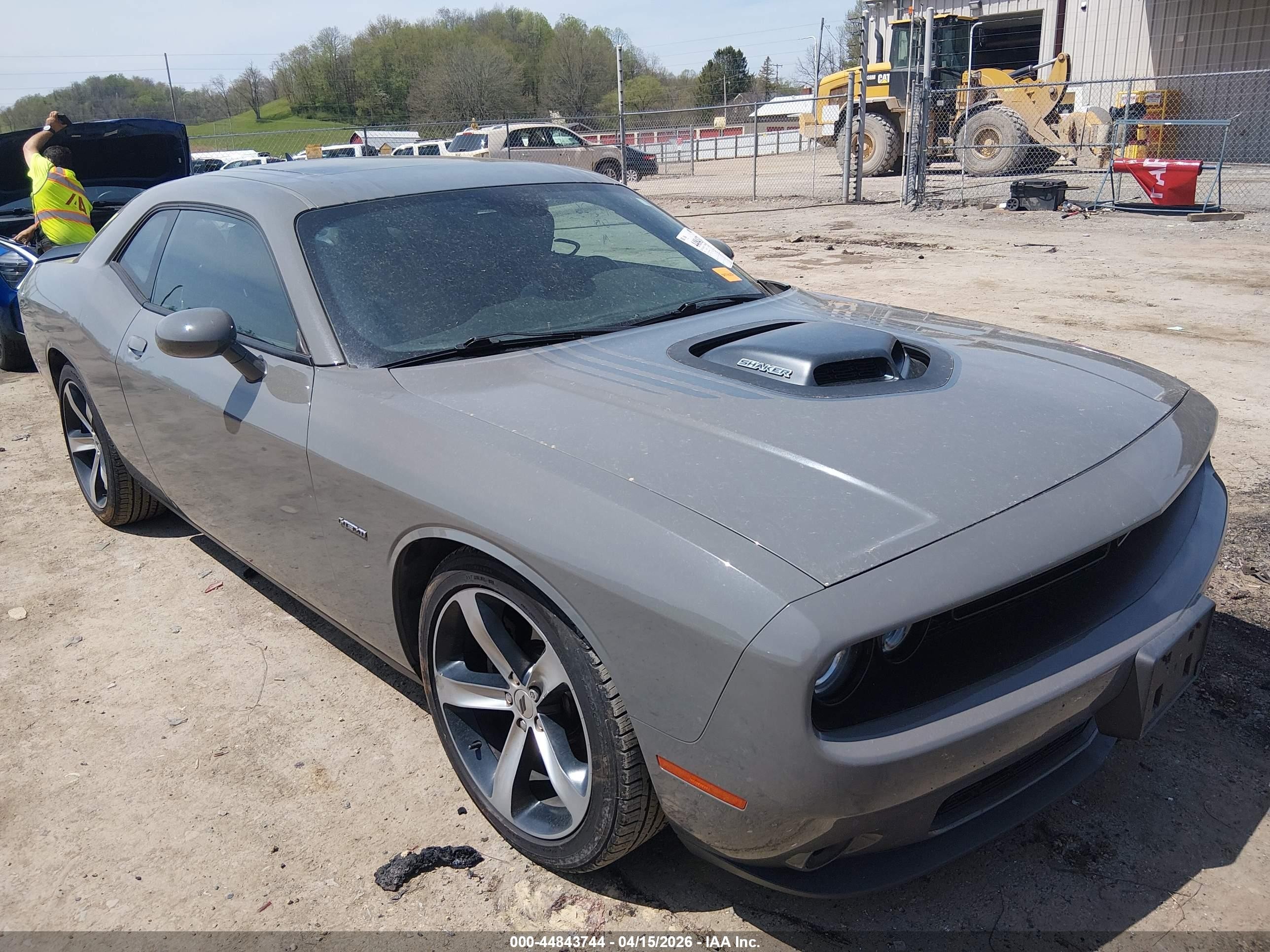 2017 Dodge Challenger R/T, VIN 2C3CDZBT1HH545567 — Side