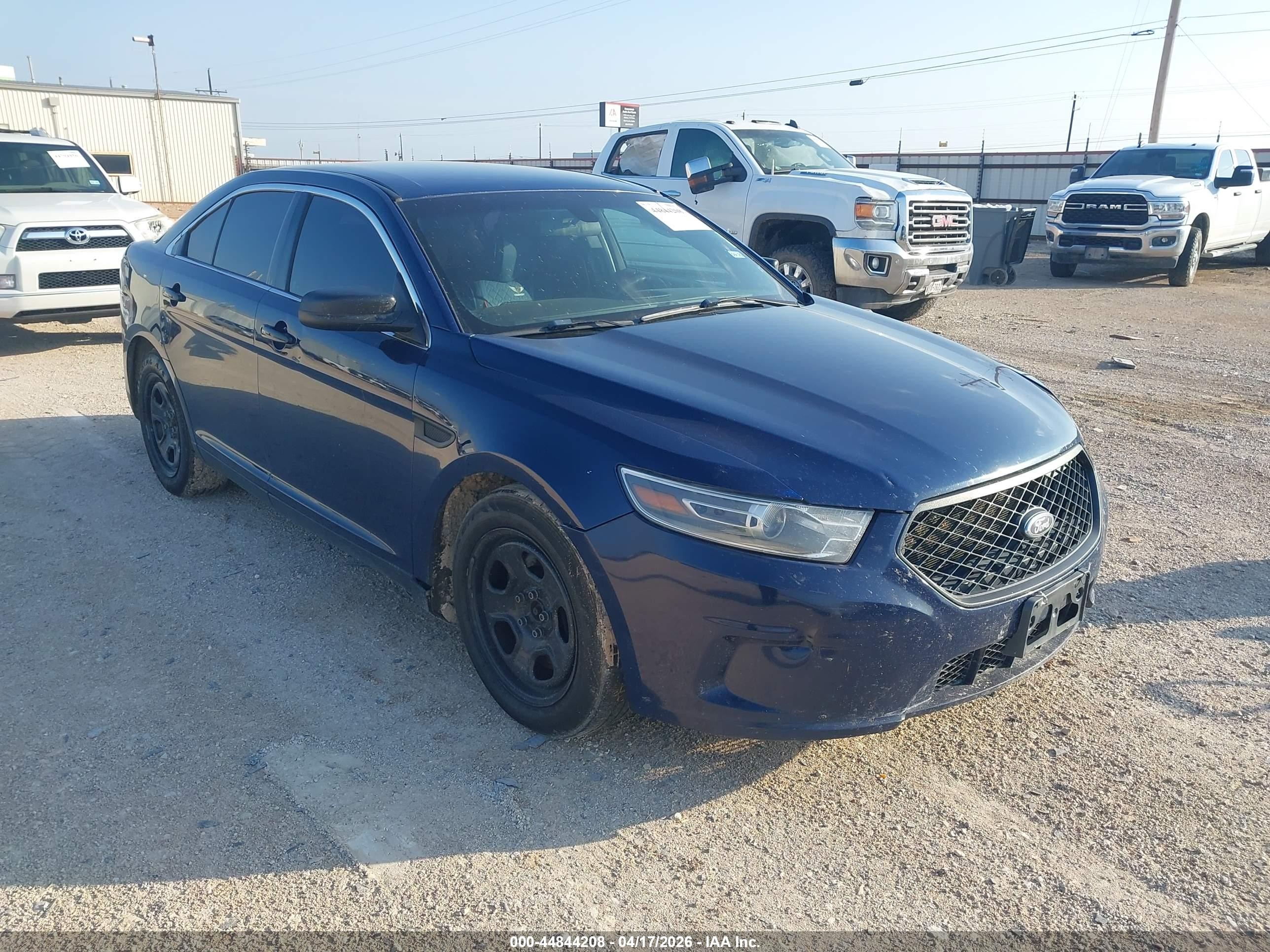 2016 Ford Police Interceptor, VIN 1FAHP2MK1GG143813 — Front end