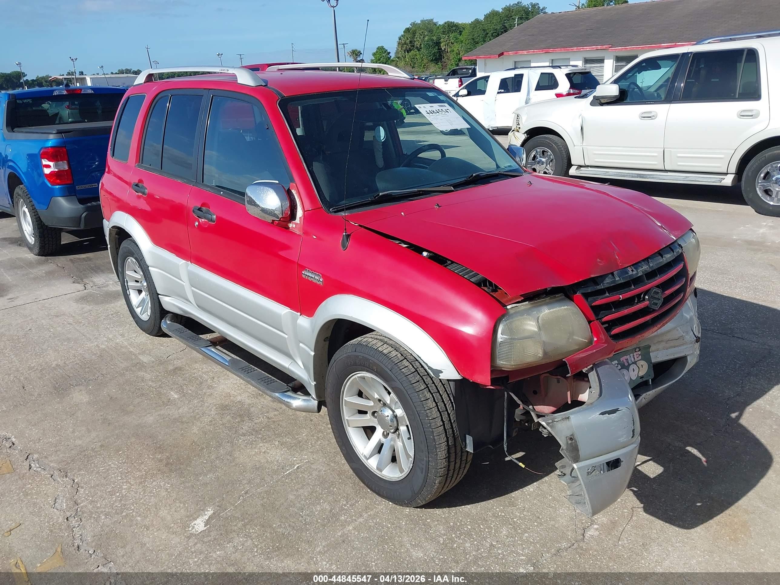 2004 Suzuki Grand Vitara LX, VIN JS3TE62V244101390 — Перед