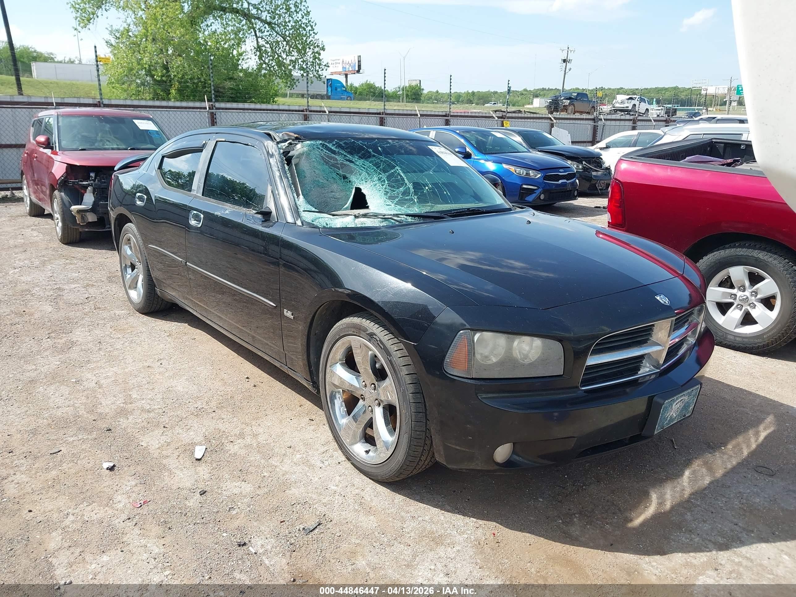 2010 Dodge Charger SXT, VIN 2B3CA3CV2AH141752 — Roof
