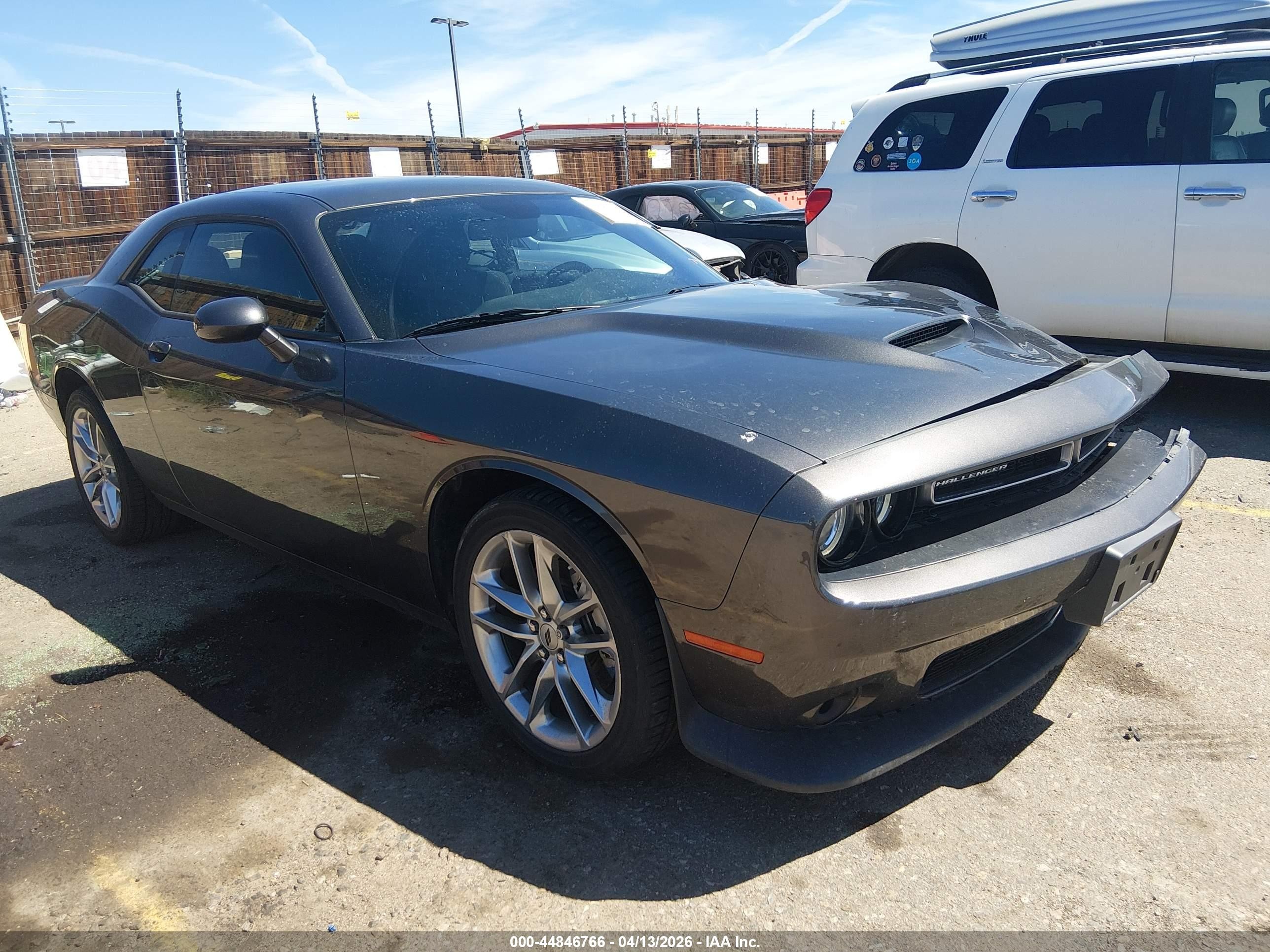 2023 Dodge Challenger GT, VIN 2C3CDZKG8PH571374 — Перед