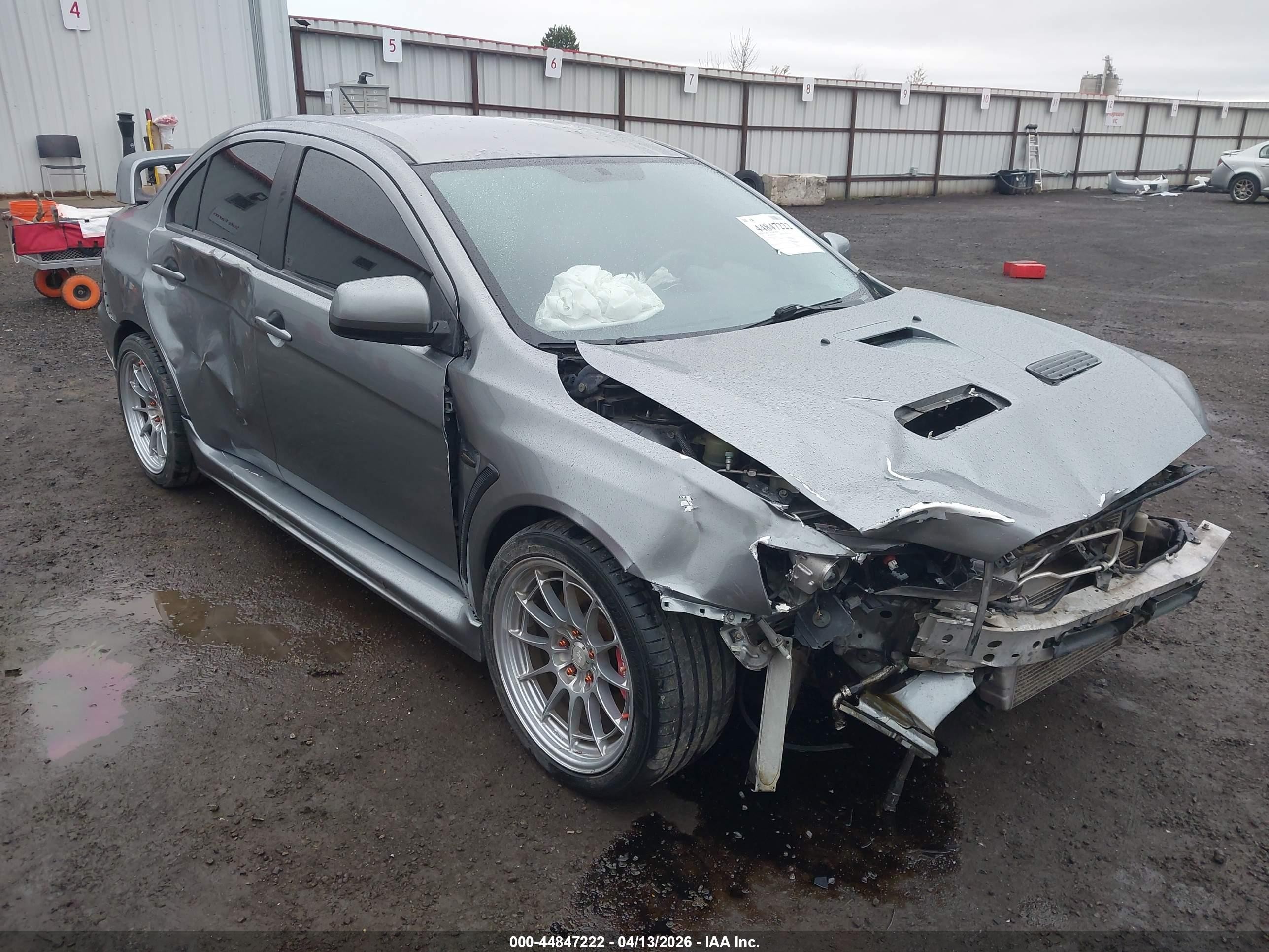 2013 Mitsubishi Lancer Evolution GSR, VIN JA32W8FV4DU012755 — Front end