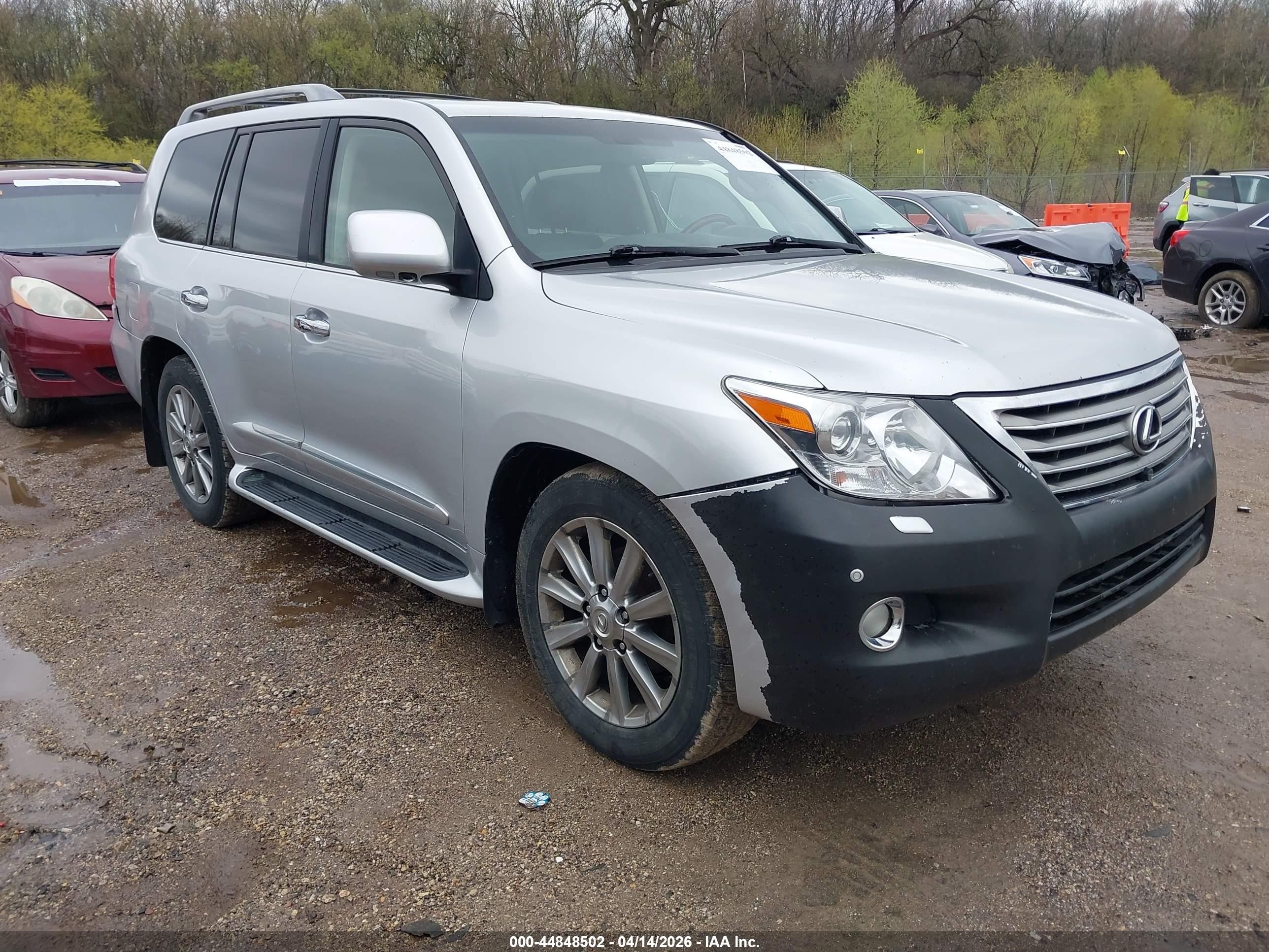2010 Lexus LX 570, VIN JTJHY7AXXA4035720 — Обычный износ