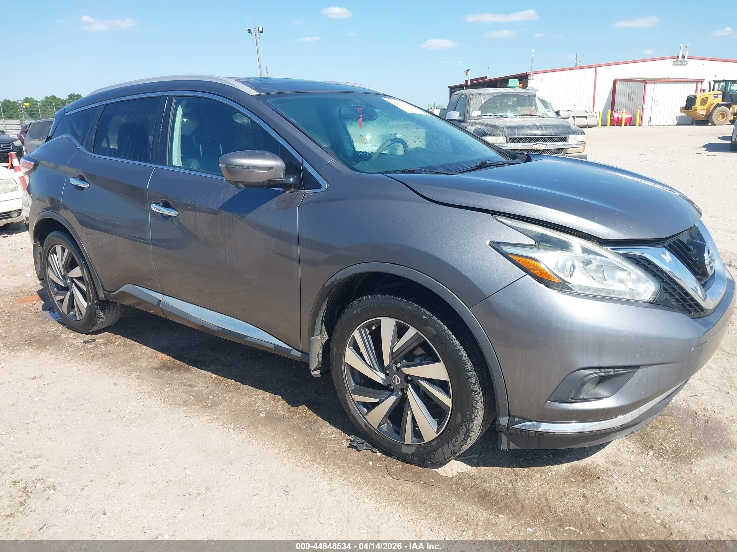 2017 Nissan Murano S, VIN 5N1AZ2MG4HN199738 — Rear end