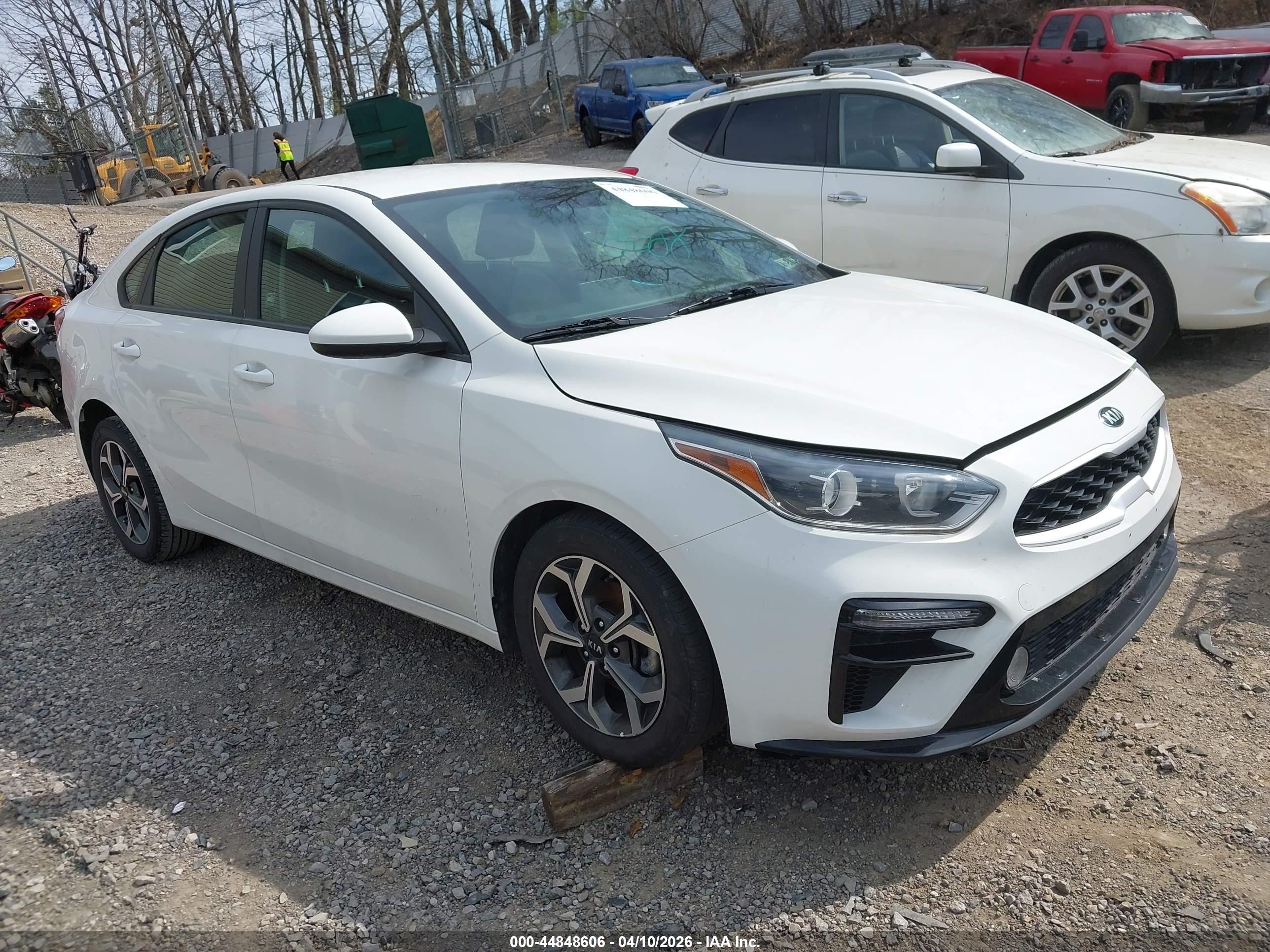 2021 Kia Forte LXS, VIN 3KPF24AD4ME270052 — Rear end