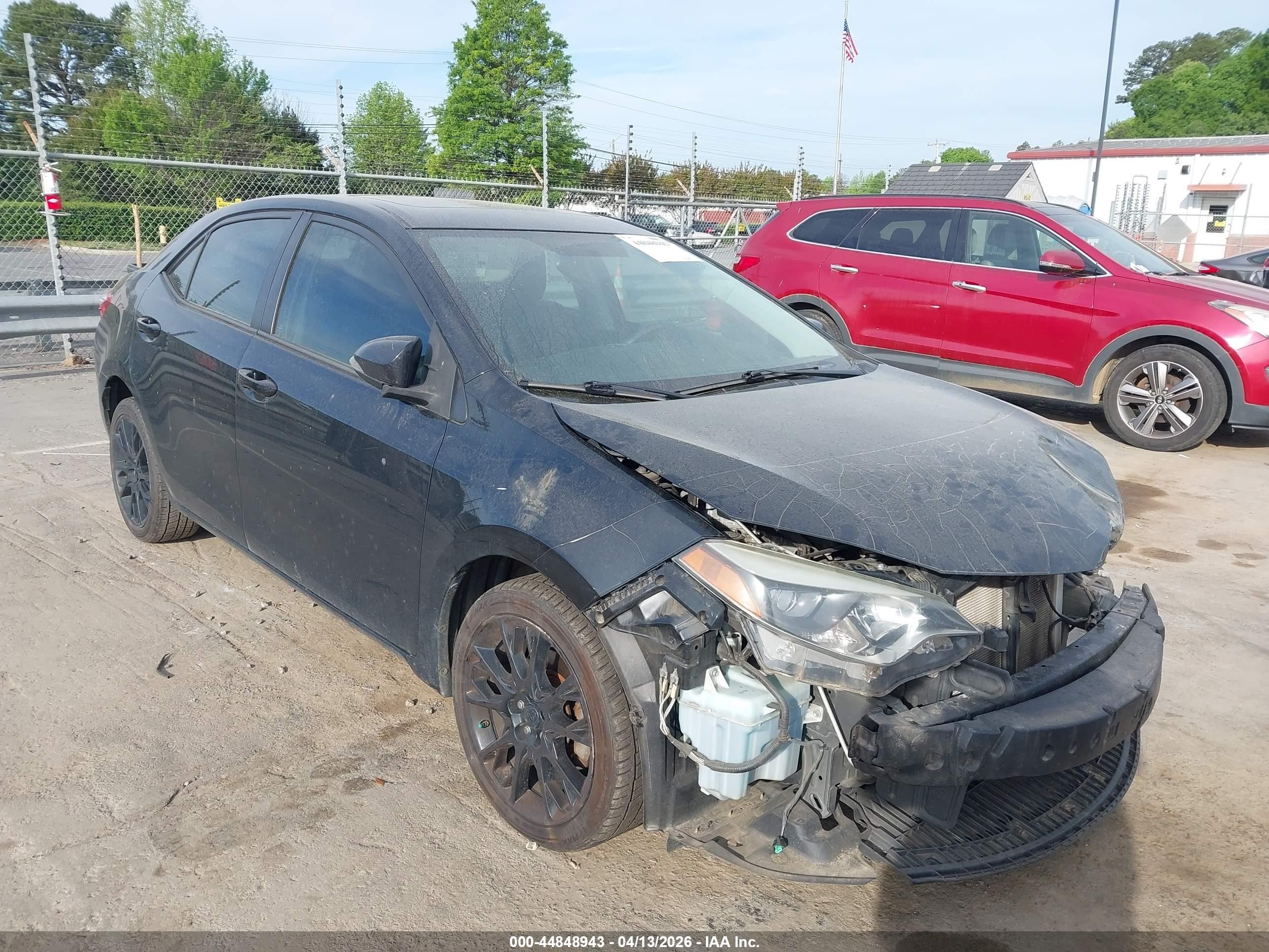 2016 Toyota Corolla LE, VIN 2T1BURHE5GC541479 — Front end