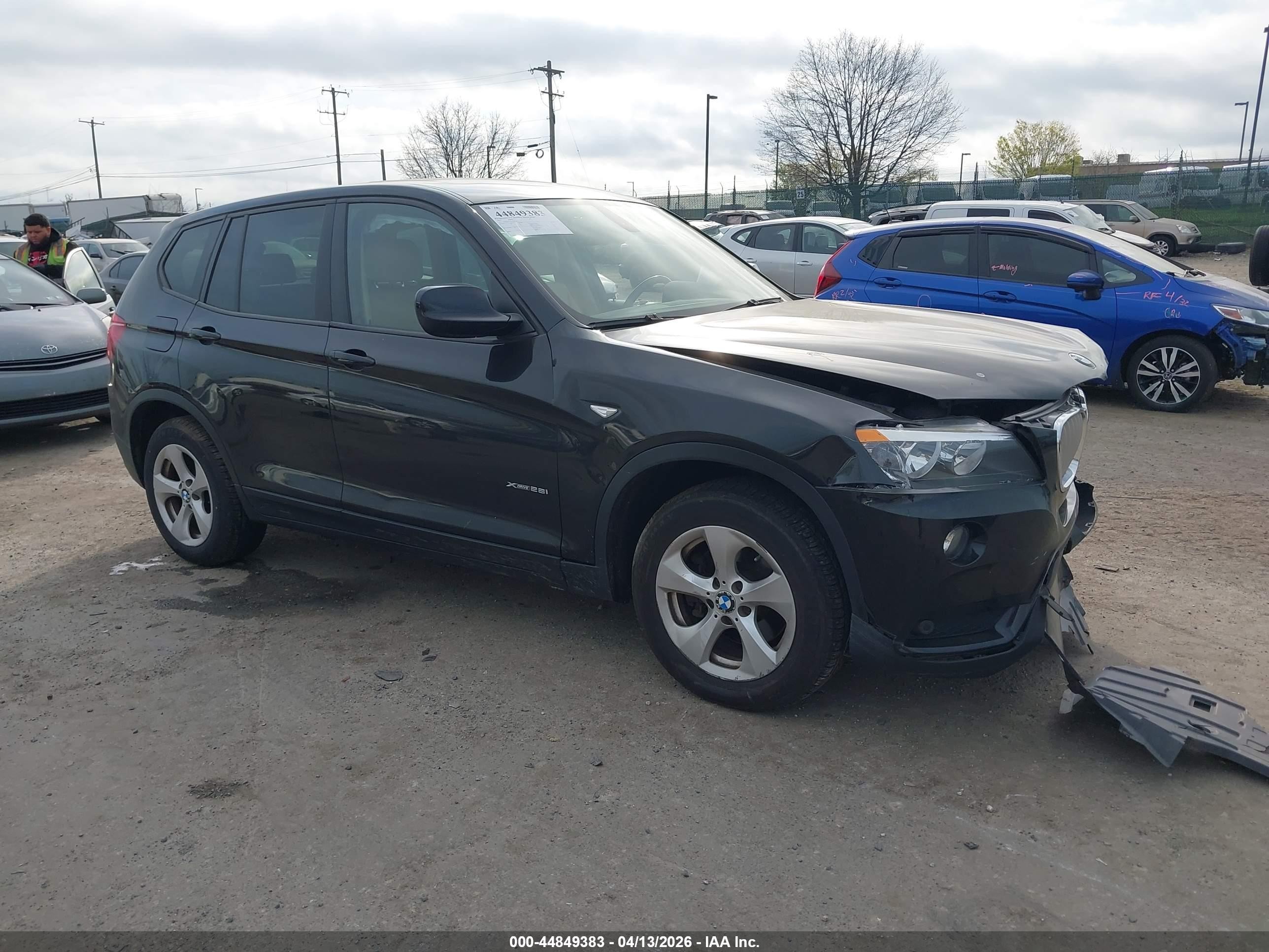 2012 BMW X3 28i, VIN 5UXWX5C52CL726969 — Перед