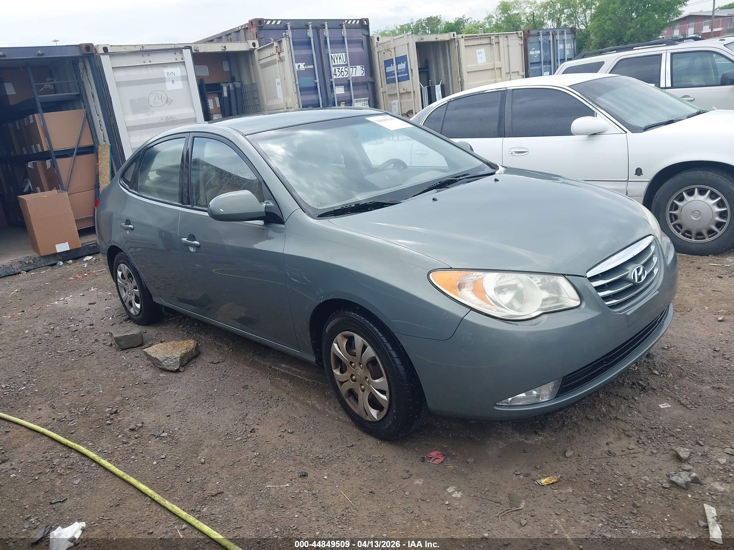 2010 Hyundai Elantra GLS, VIN KMHDU4AD0AU908985 — Normal wear