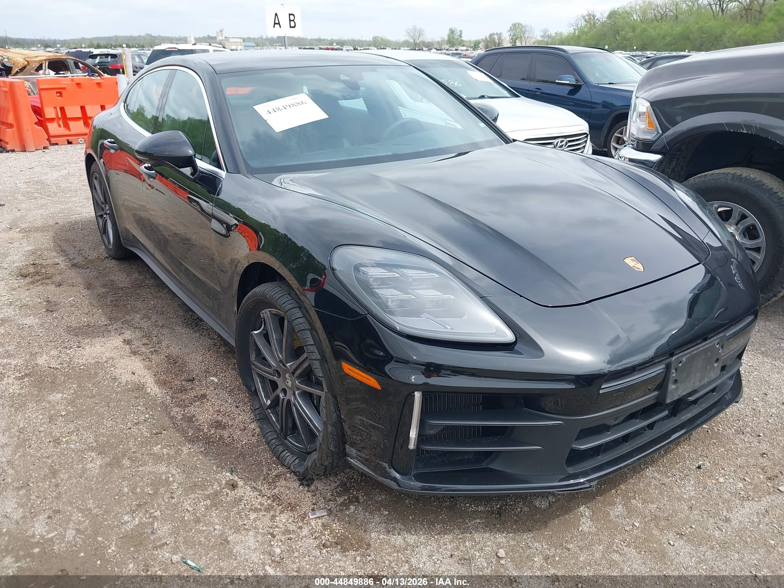 2025 Porsche Panamera, VIN WP0AA2YA0SL006926 — Side