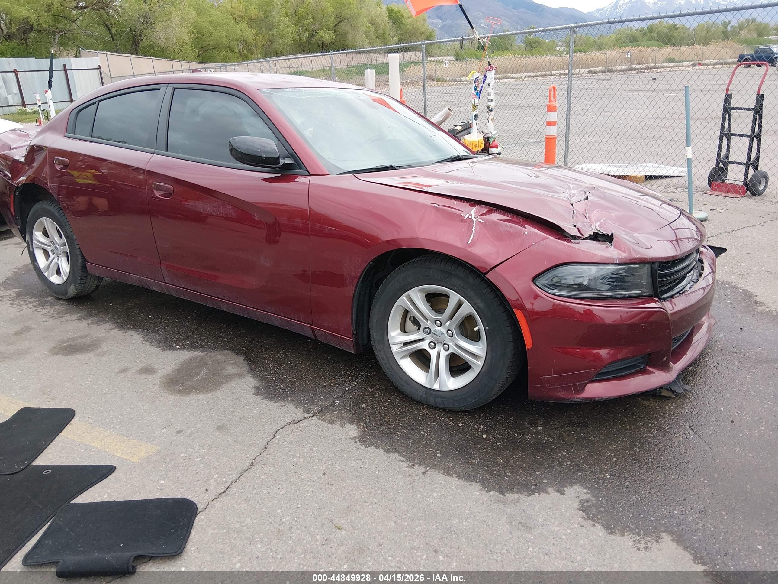 2023 Dodge Charger SXT, VIN 2C3CDXBGXPH657029 — Бок