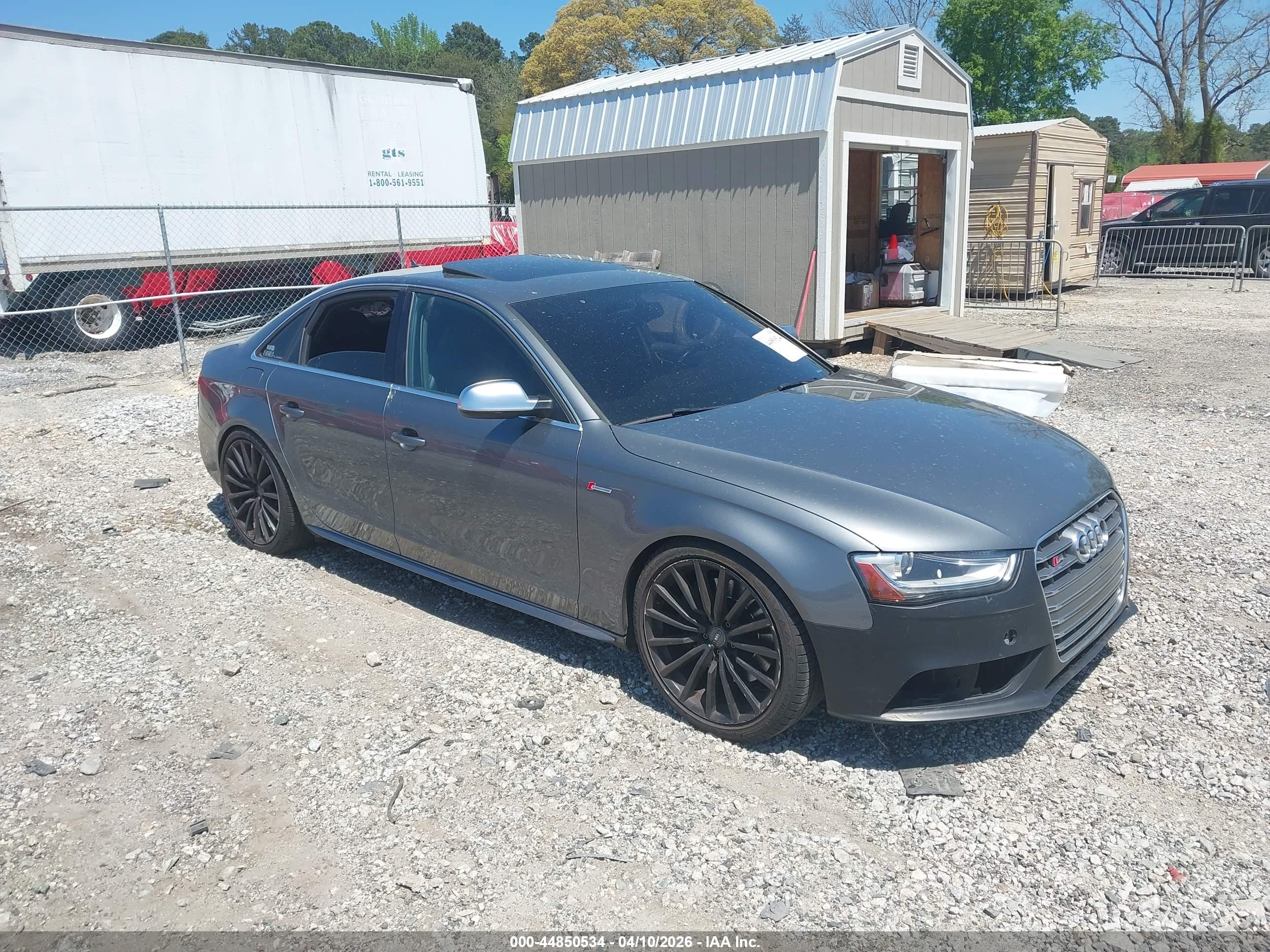 2016 Audi S4 Premium Plus, VIN WAUBGAFL0GA011027 — Механическое