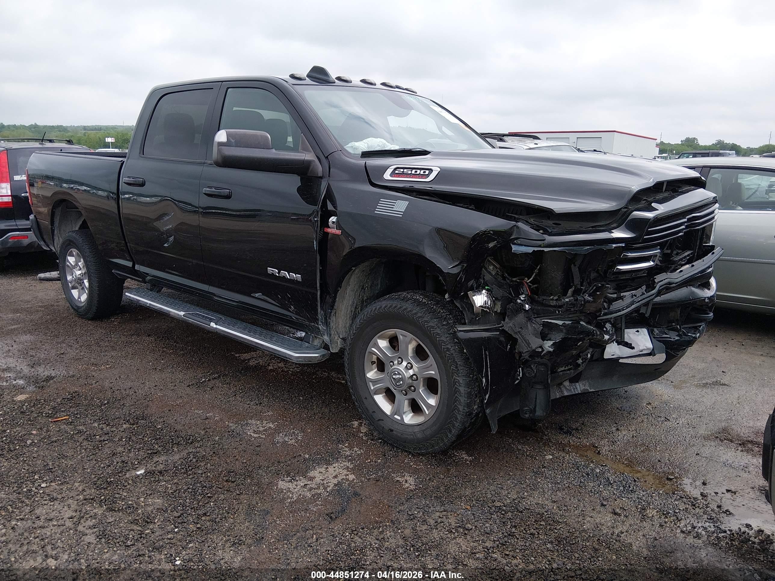 2020 Ram 2500 Lone Star, VIN 3C6UR5DL6LG115296 — Front end