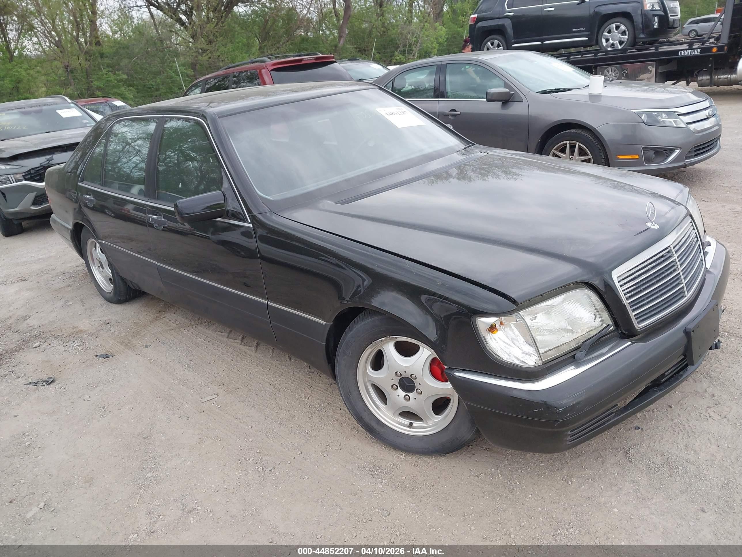 1997 Mercedes-Benz S 320/430/500, VIN WDBGA43G5VA368153 — Front end