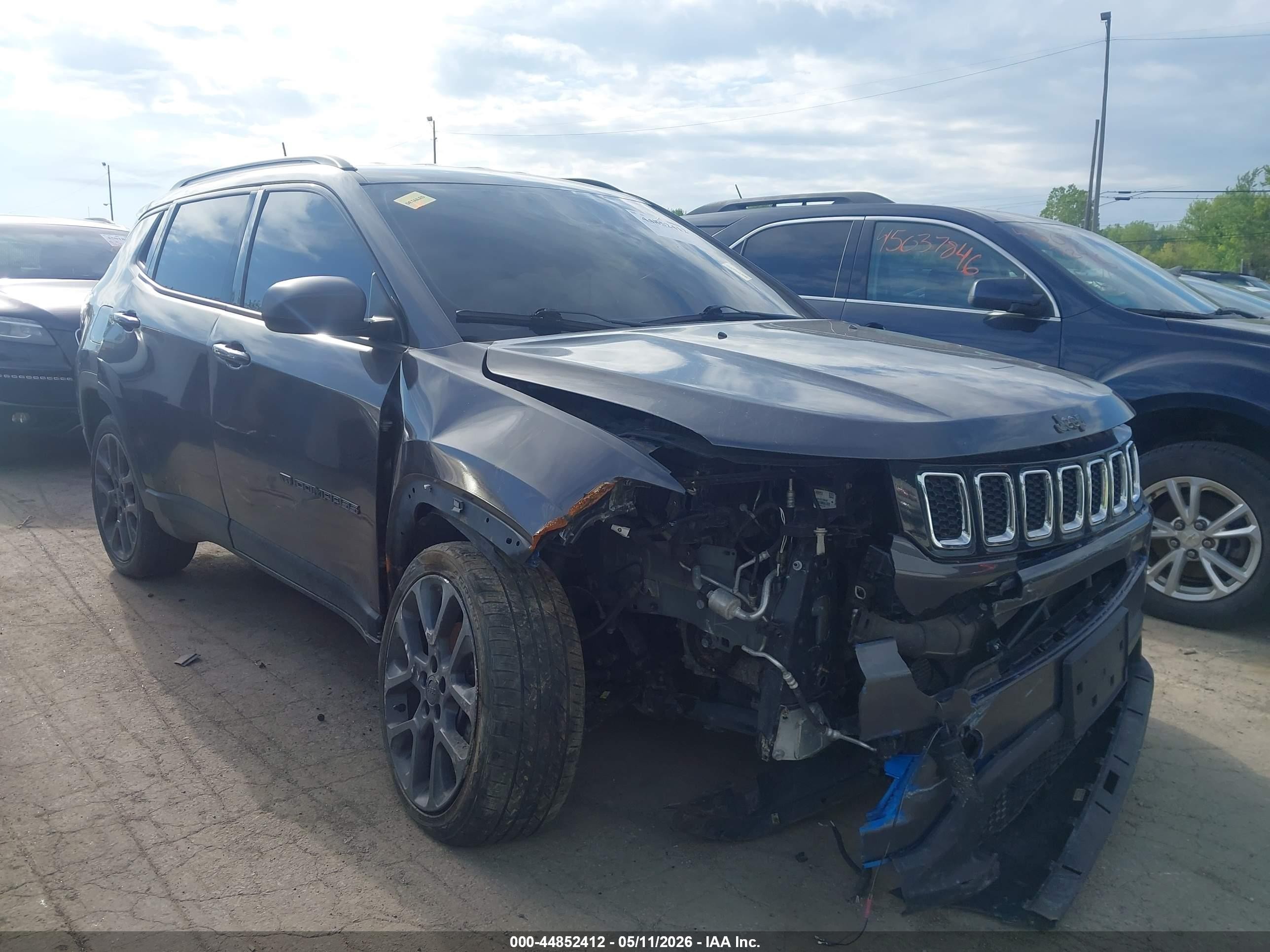 2021 Jeep Compass 80th Anniversary, VIN 3C4NJDEB0MT536976 — Перед