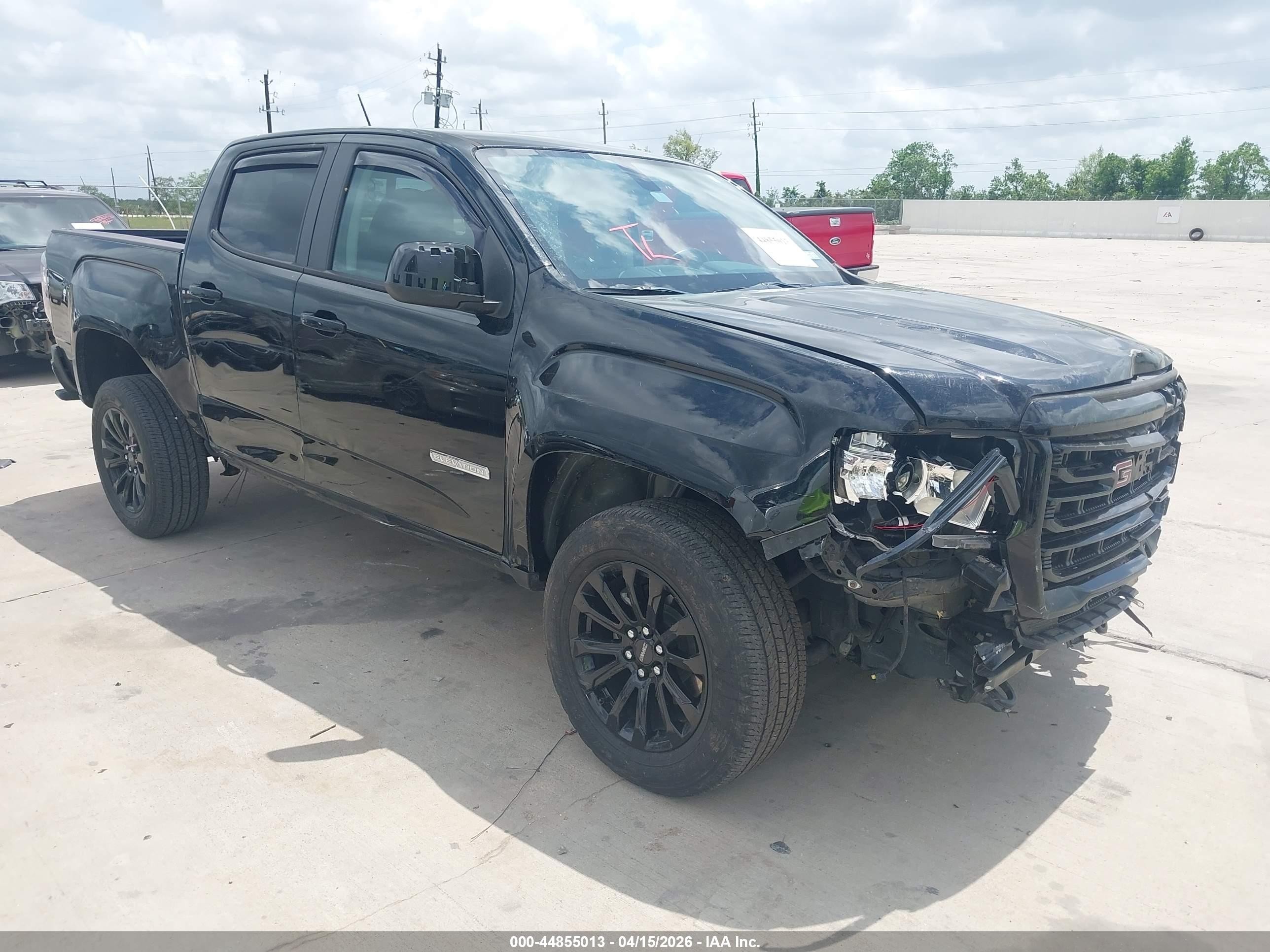 2022 GMC Canyon 2WD Elevation, VIN 1GTG5CEN7N1256773 — Front end