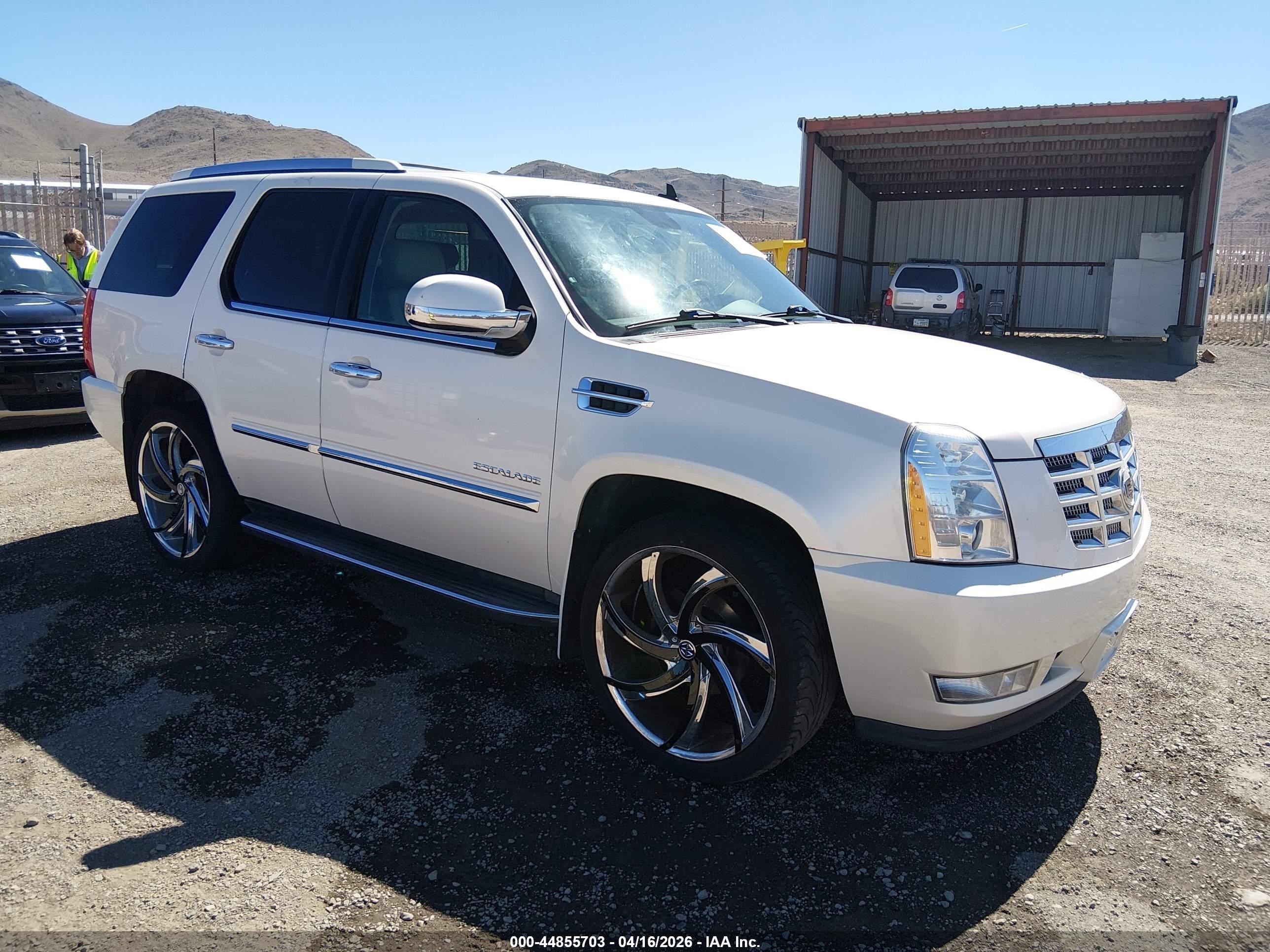 2010 Cadillac Escalade Luxury, VIN 1GYUKBEF3AR270559 — Repossession