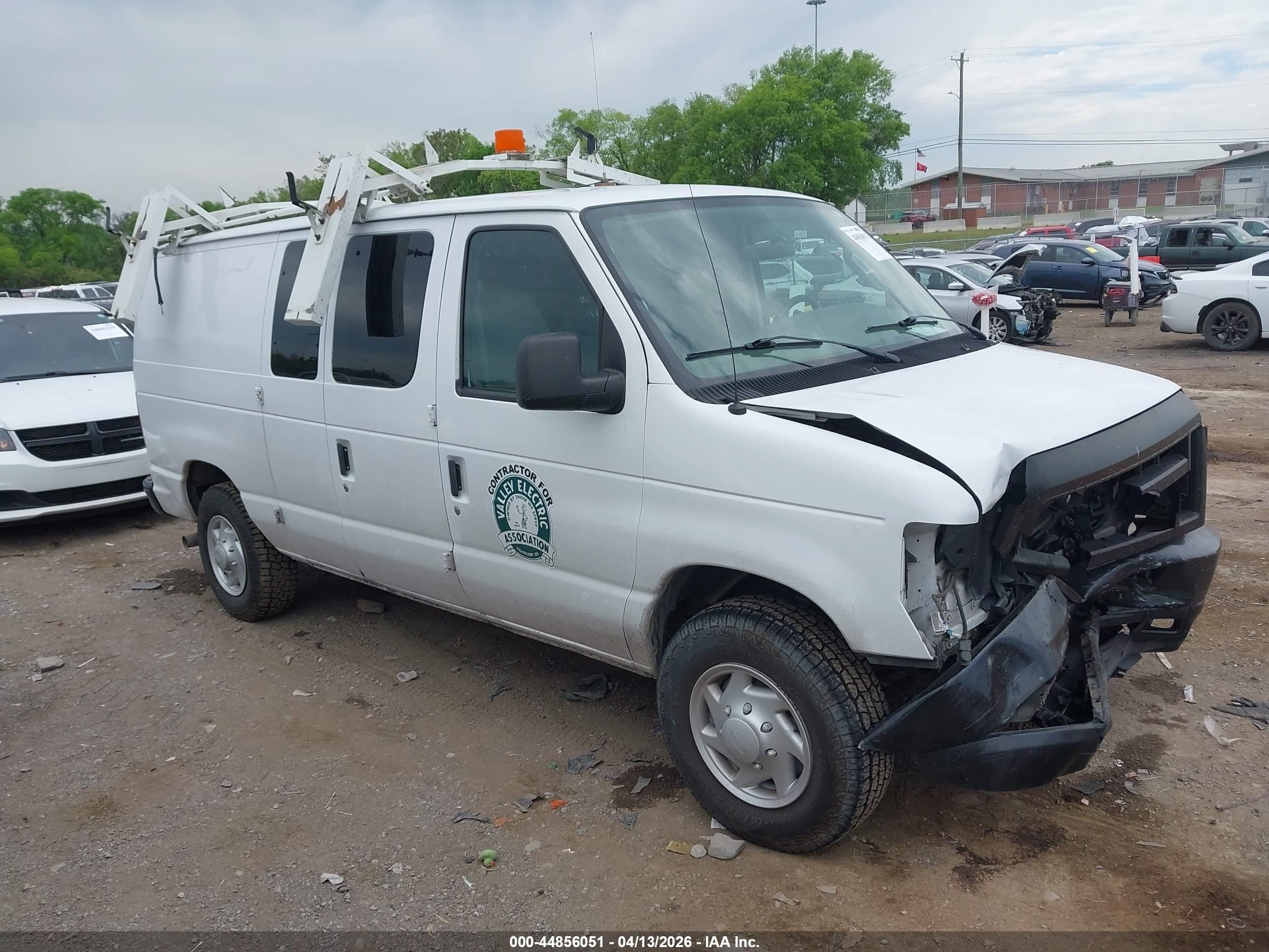 2008 Ford Econoline Cargo Commercial, VIN 1FTNE24L08DB53358 — Front end