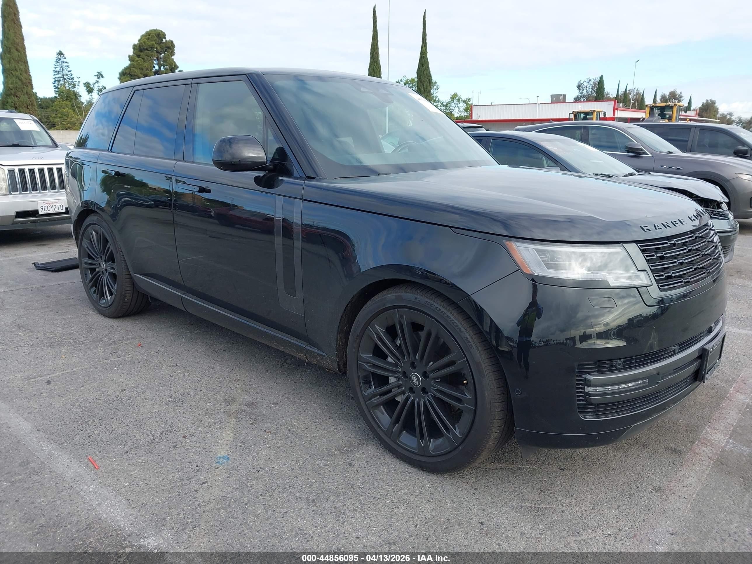 2025 Land Rover Range Rover SE, VIN SALKP9FUXSA288120 — Theft recovery