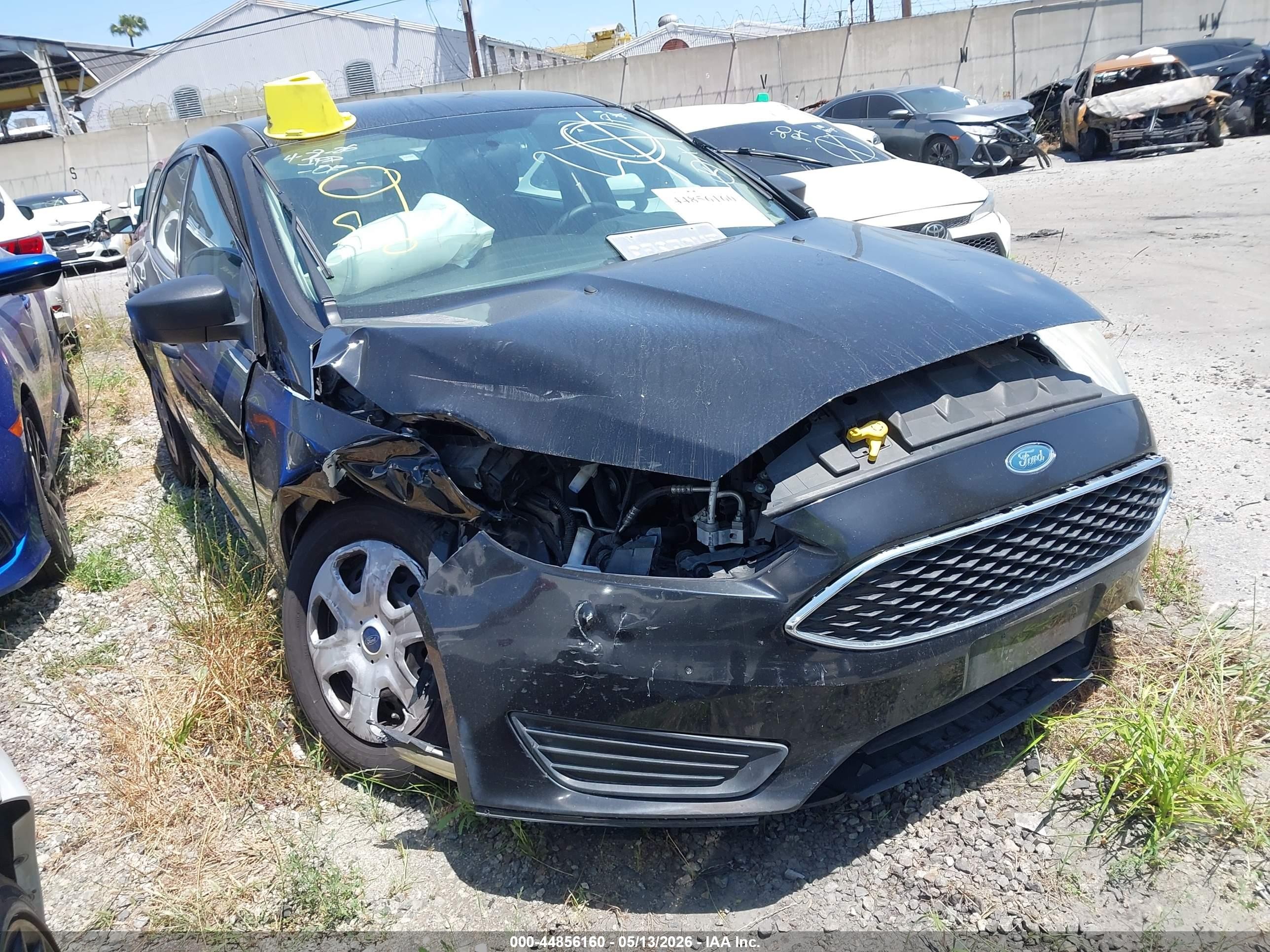 2016 Ford Focus S, VIN 1FADP3E23GL310389 — Front end