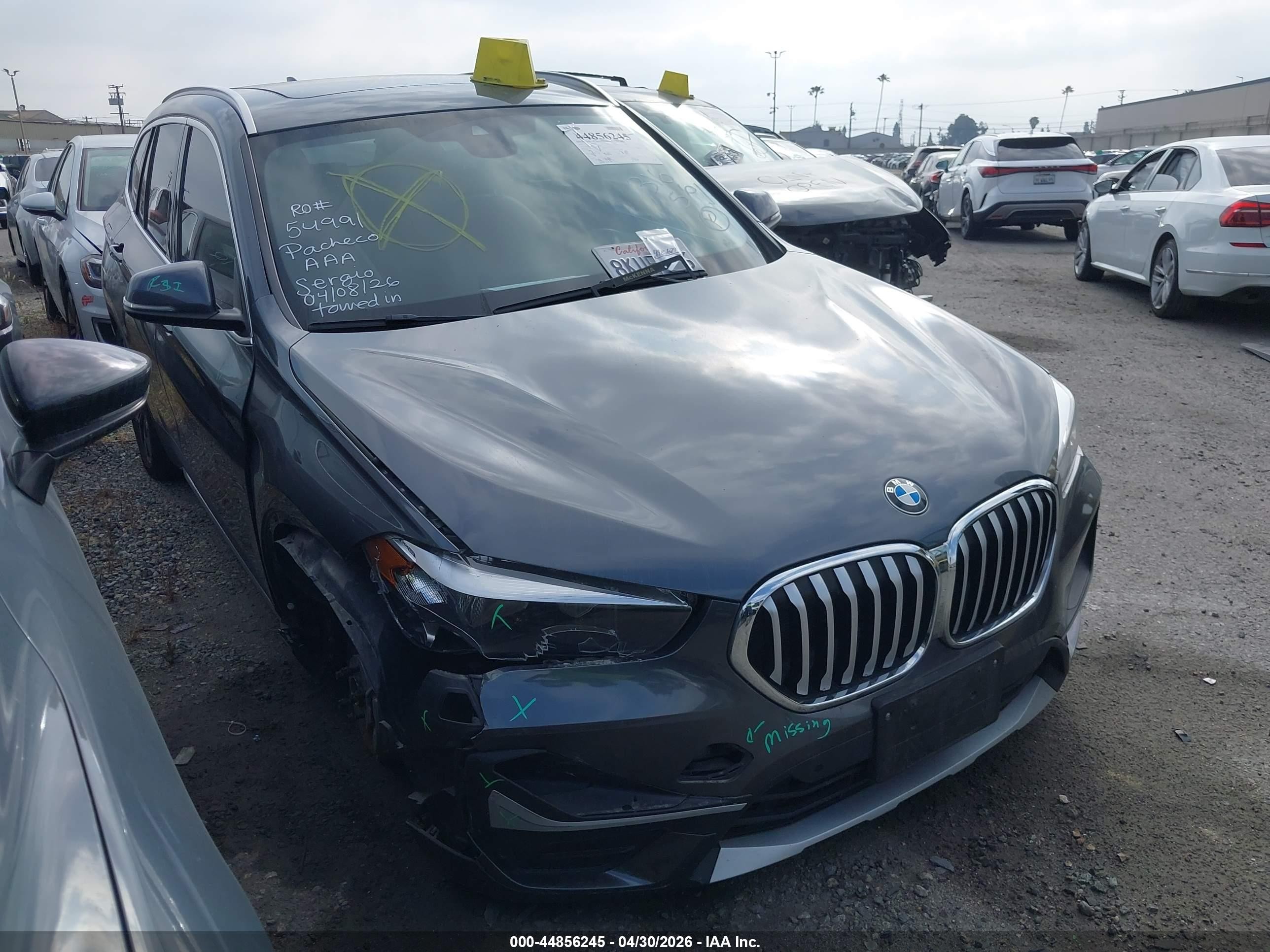 2022 BMW X1 sDrive28i, VIN WBXJG7C05N5V28327 — Front end