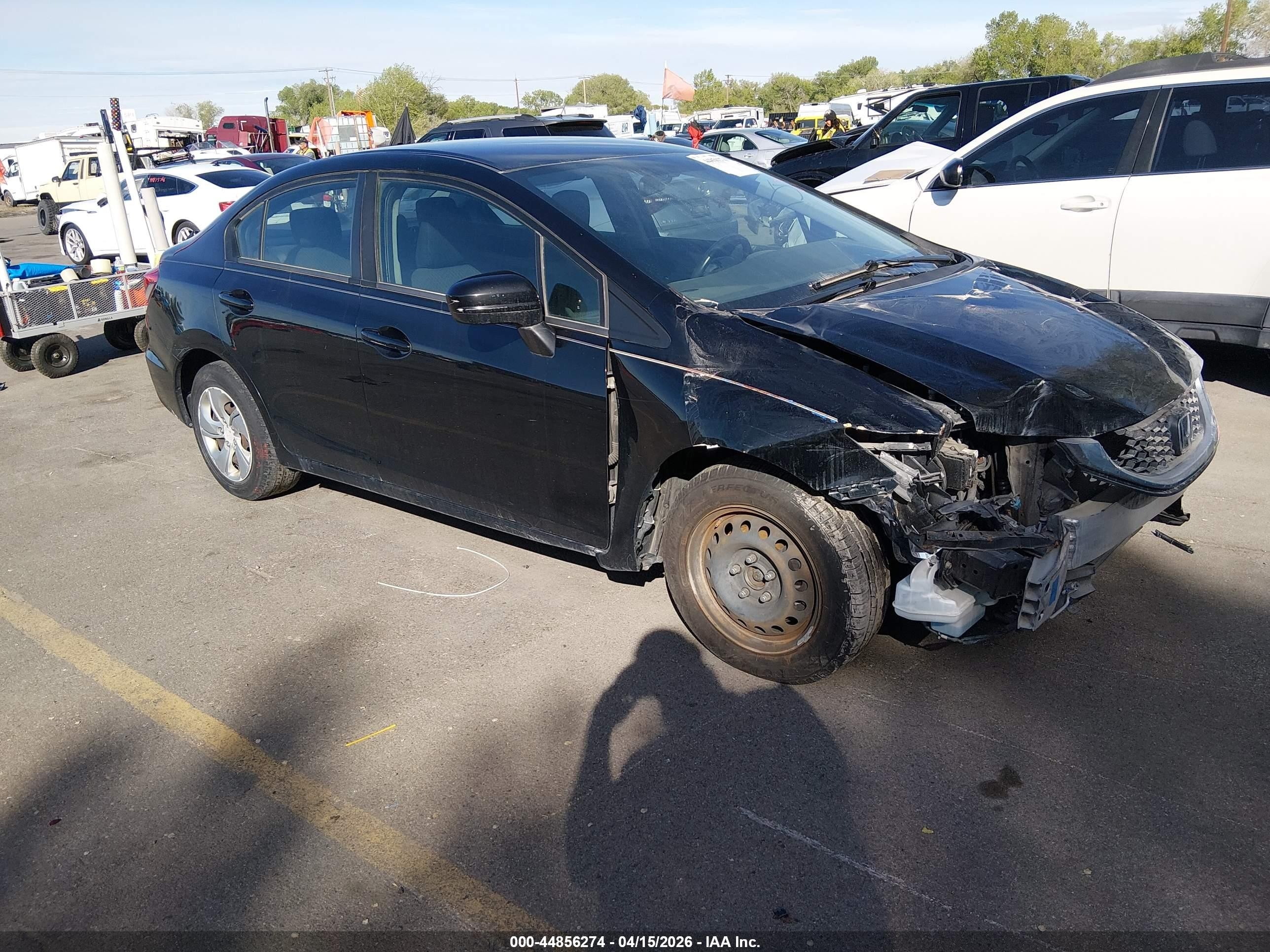 2015 Honda Civic LX, VIN 19XFB2F56FE077832 — Перед
