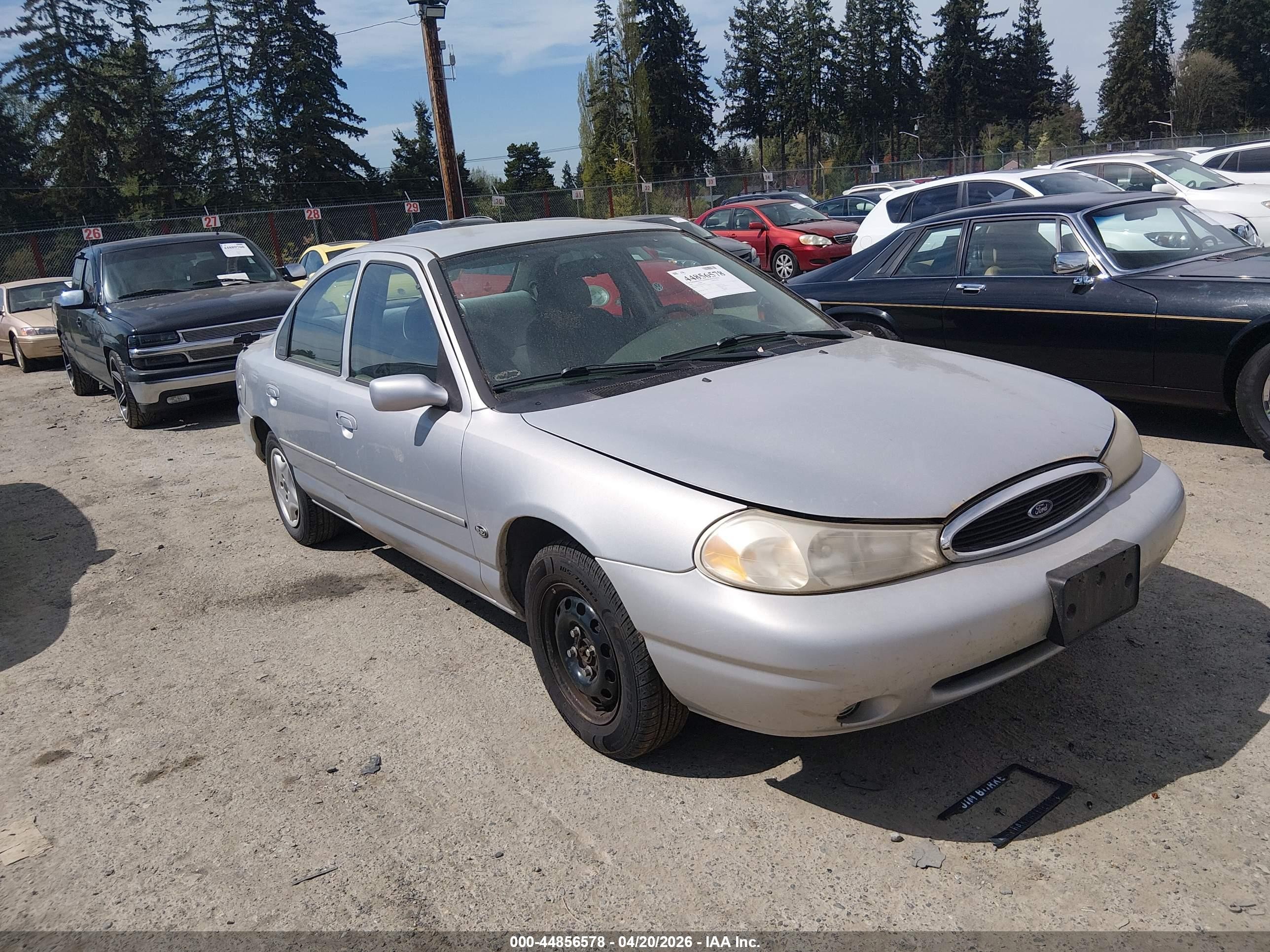 1998 Ford Contour LX, VIN 1FAFP66L8WK214909 — Normal wear