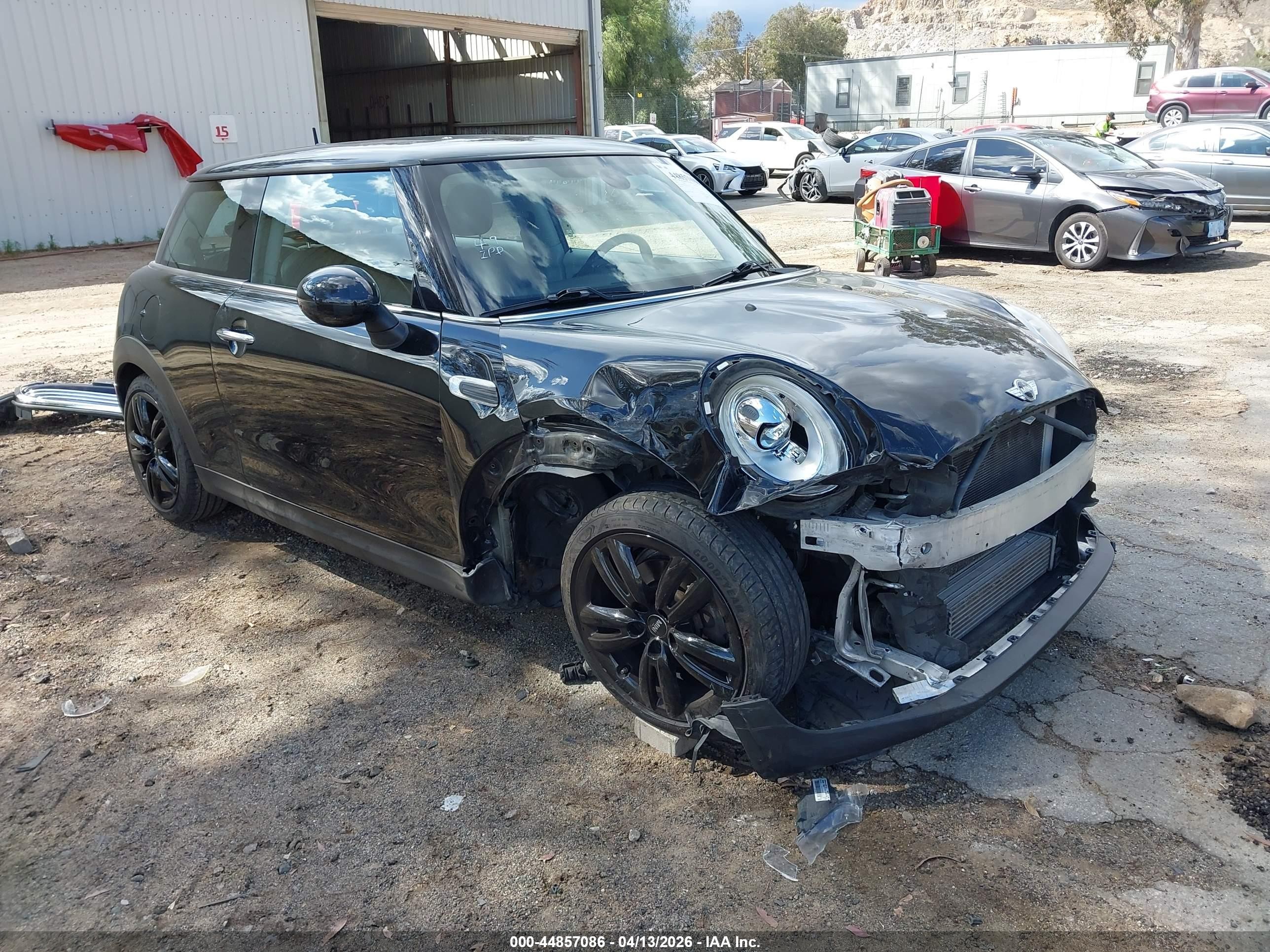 2014 MINI Hardtop, VIN WMWXM5C5XET972621 — Mechanical
