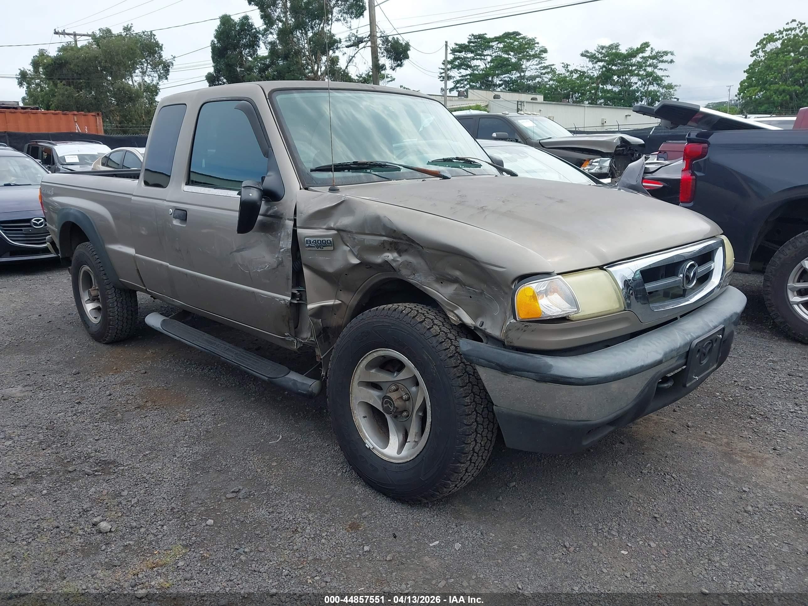 2004 Mazda B-Series, VIN 4F4ZR47E04TM12260 — Side