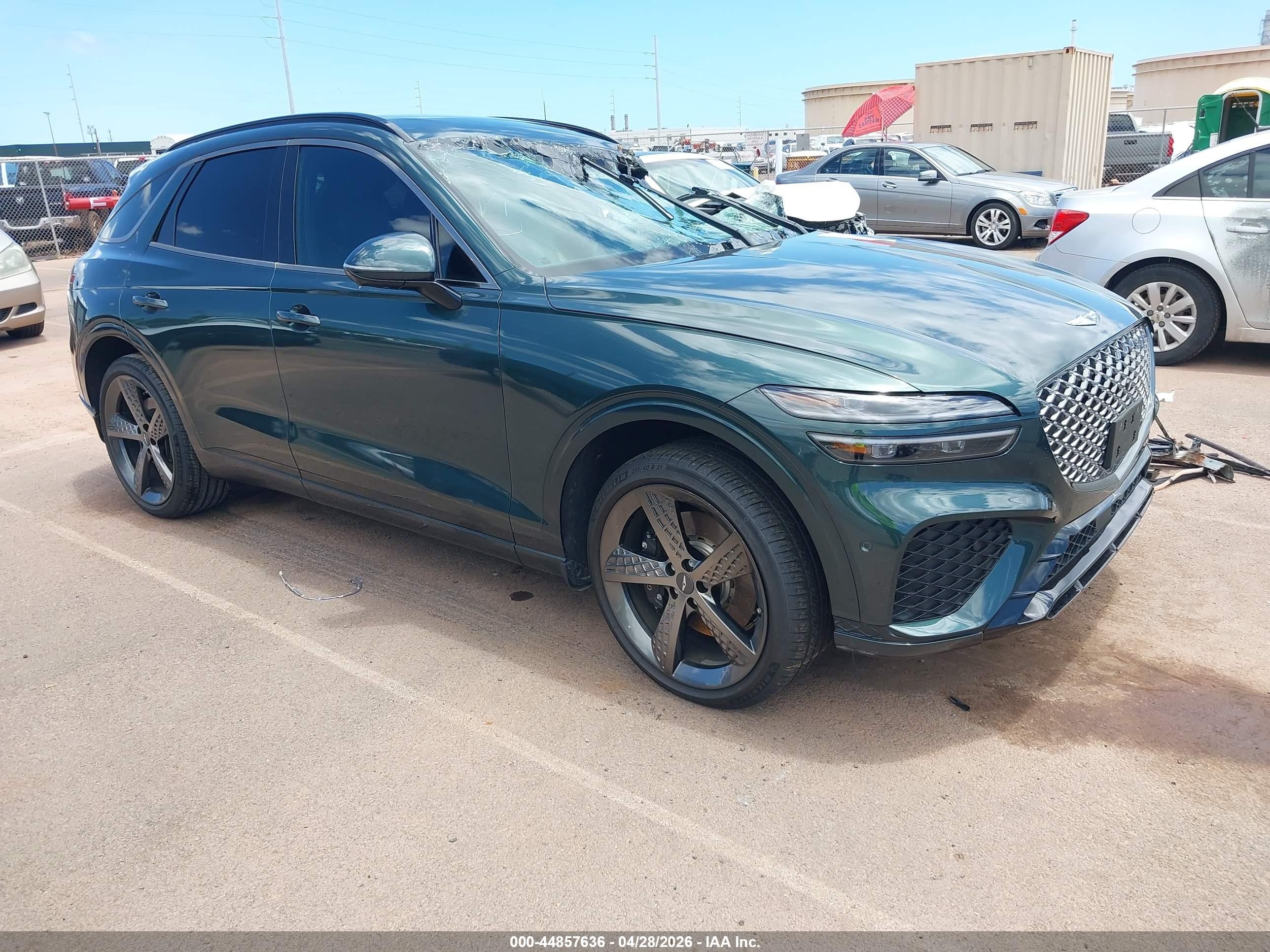 2023 Genesis GV70 2.5T, VIN KMUMADTB5PU125255 — Перед