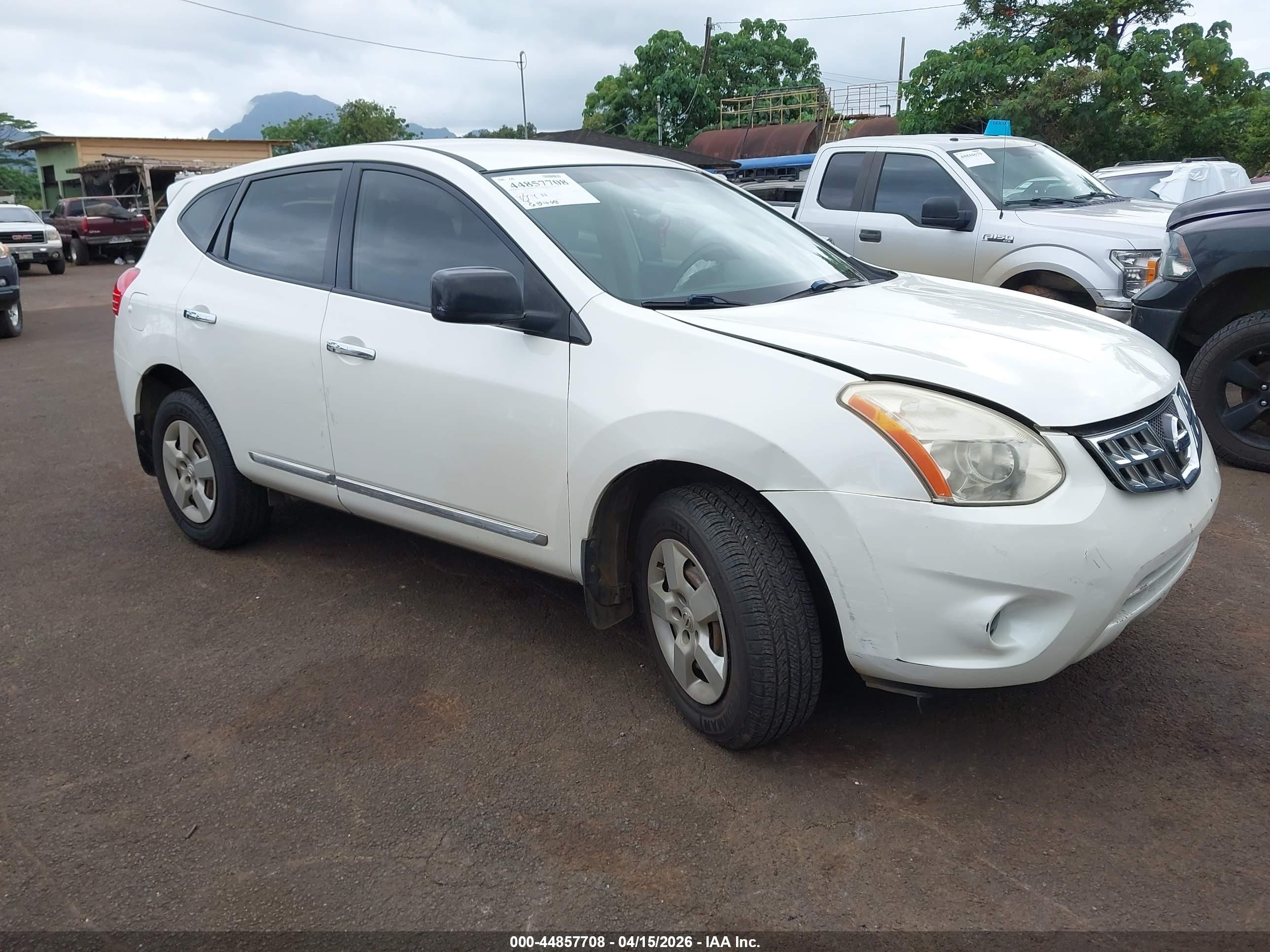 2012 Nissan Rogue S, VIN JN8AS5MT1CW276922 — Front end