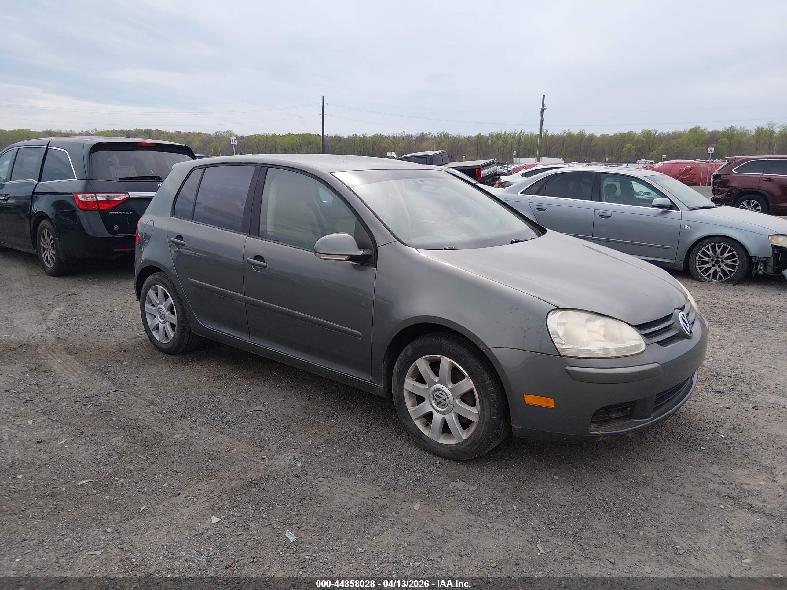 2006 Volkswagen Rabbit, VIN WVWCR71K46W197546 — Normal wear