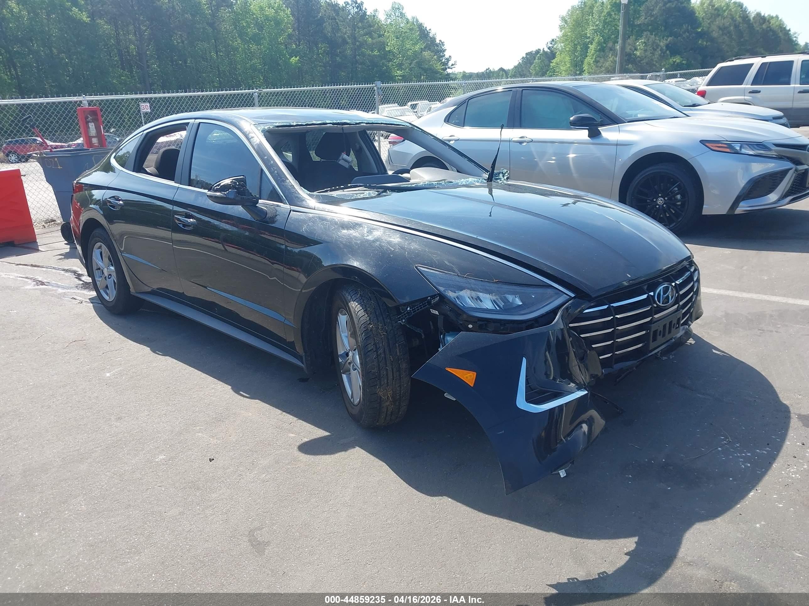 2023 Hyundai Sonata SE, VIN KMHL24JAXPA260721 — Опрокидывание