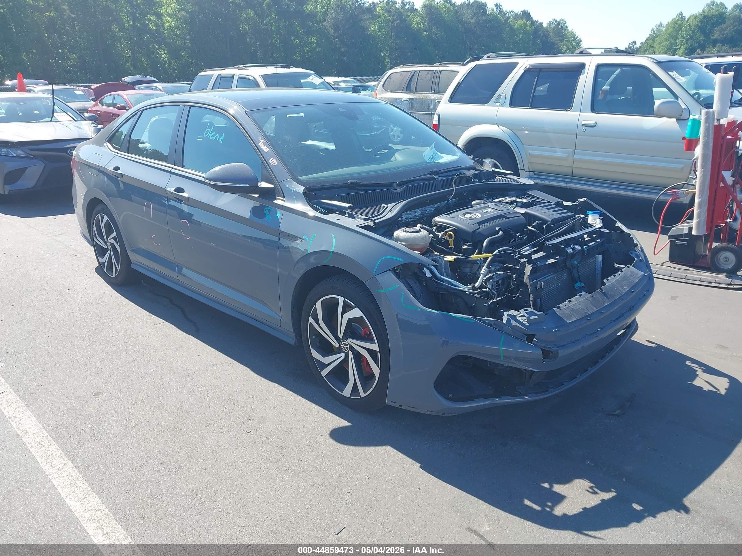 2023 Volkswagen Jetta Autobahn, VIN 3VW1T7BU5PM004330 — Перед