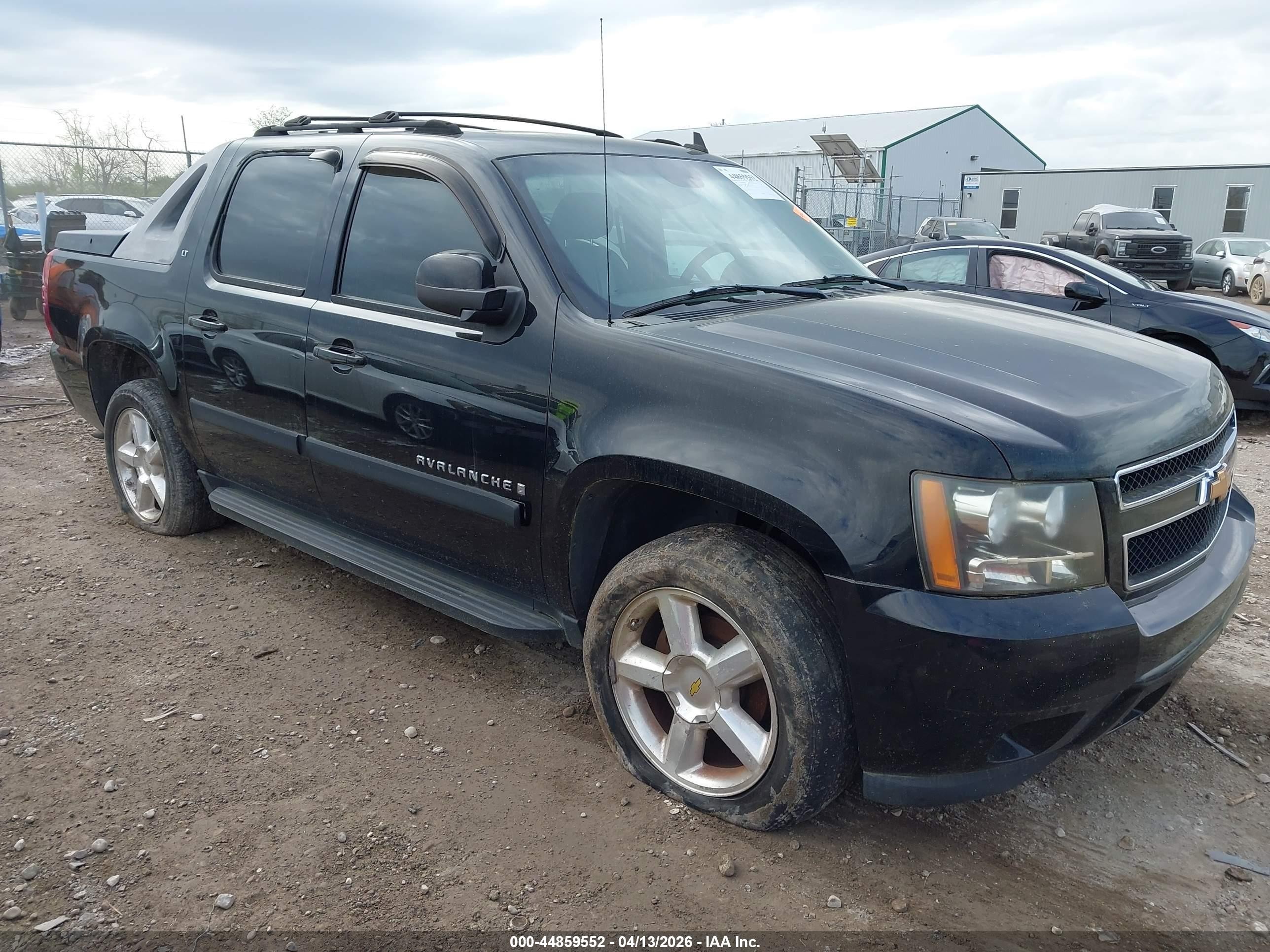 2007 Chevrolet Avalanche LTZ, VIN 3GNEC12047G129422 — Front end
