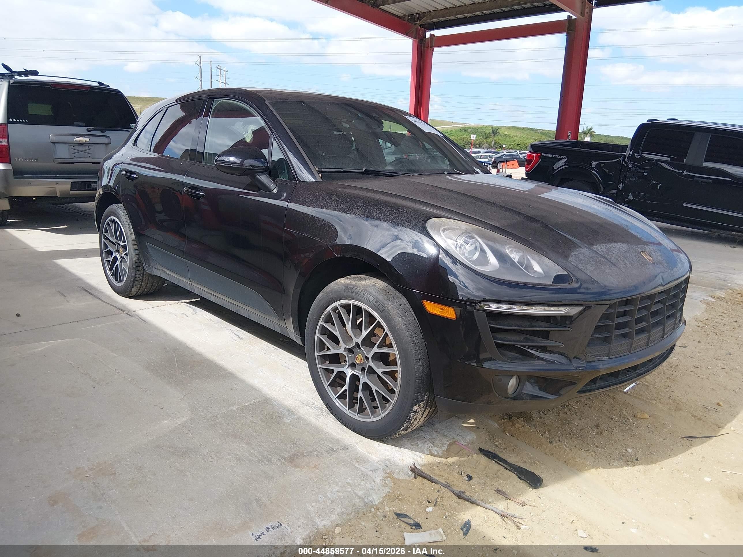 2017 Porsche Macan S, VIN WP1AB2A57HLB13523 — Water / flood