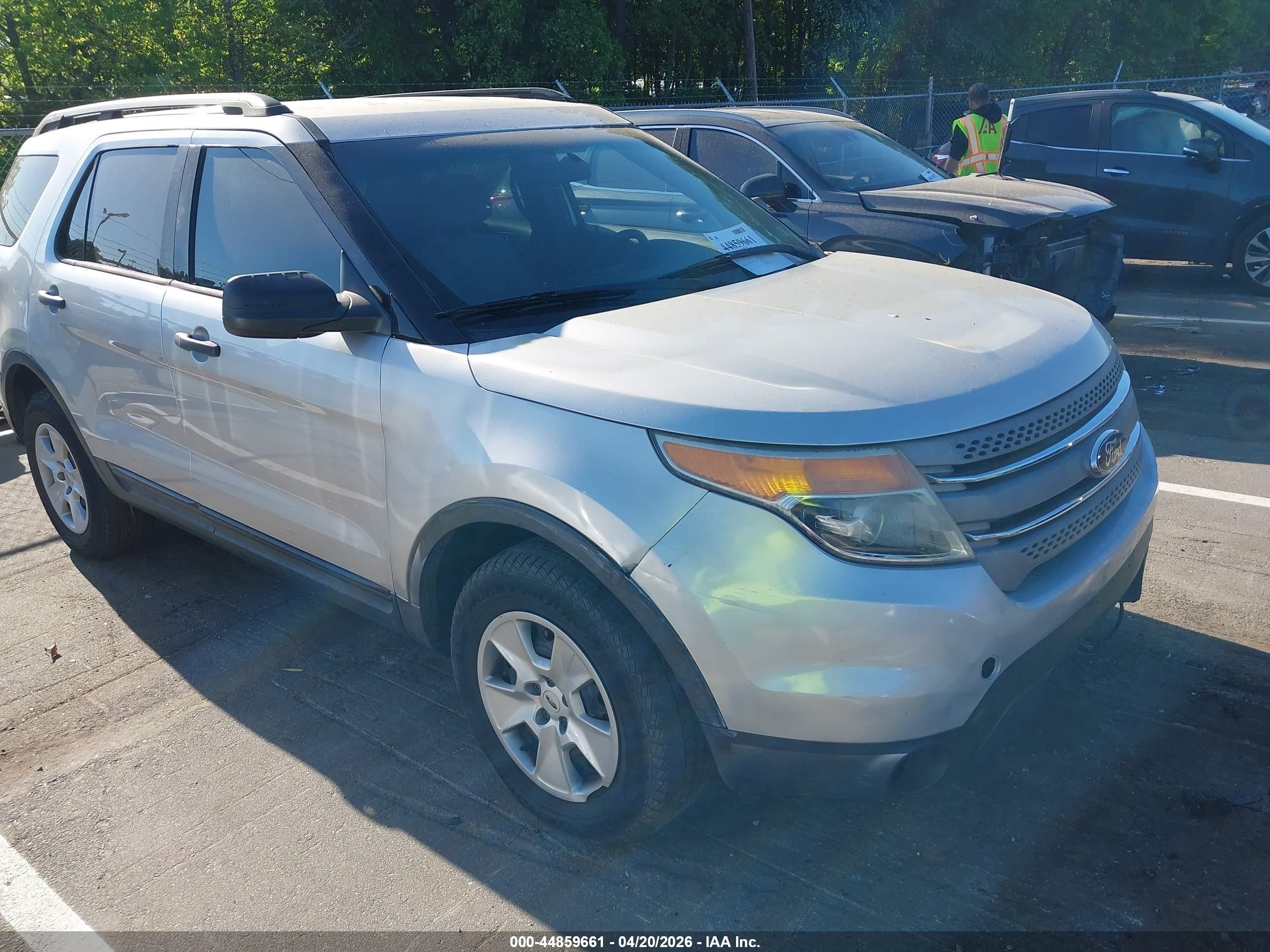2013 Ford Explorer, VIN 1FM5K8B81DGA13432 — Rear end