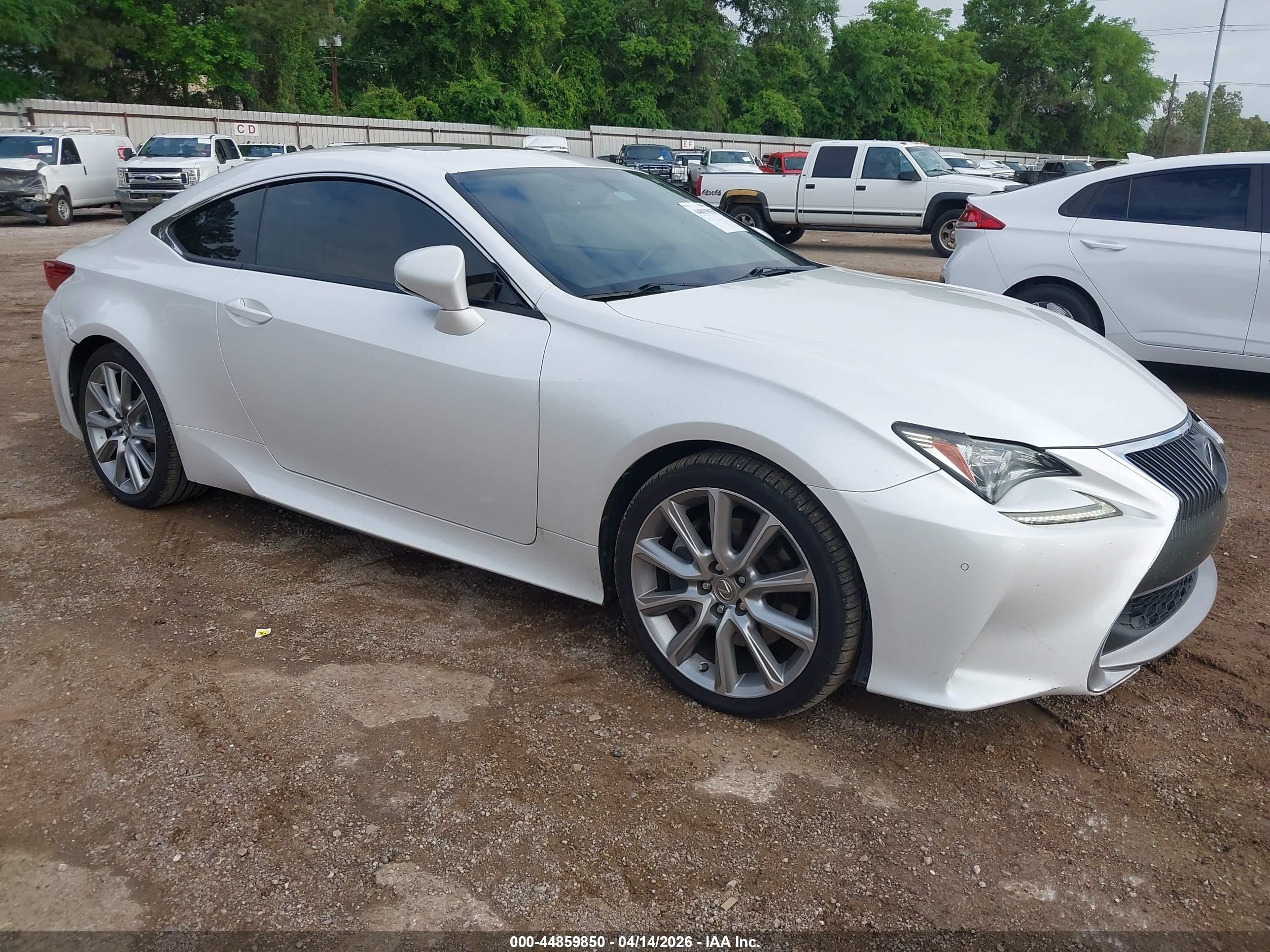 2016 Lexus RC 200t F Sport, VIN JTHHA5BC0G5000466 — Front end