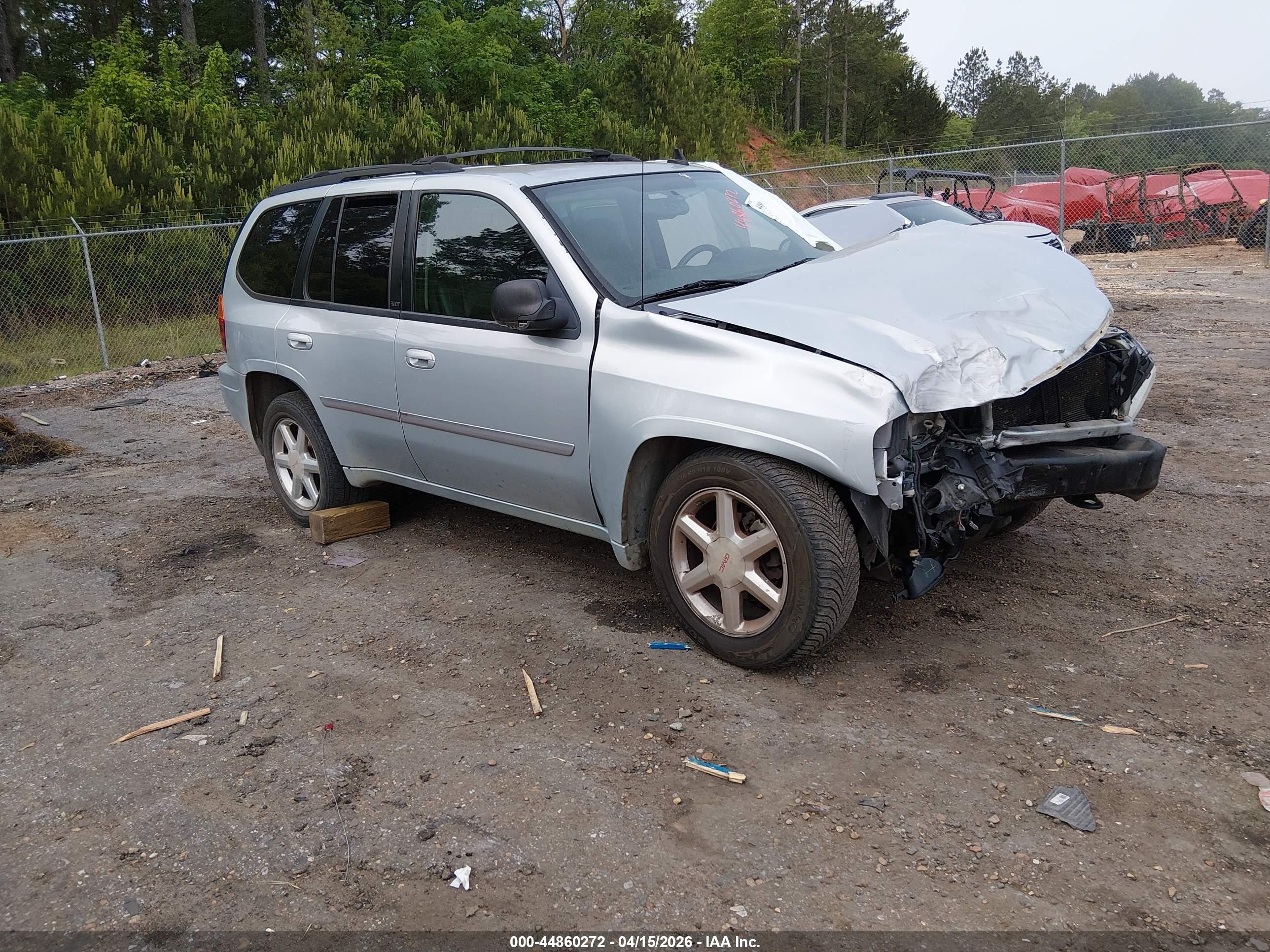 2008 GMC Envoy SLE2, VIN 1GKDT13S082112717 — Перед