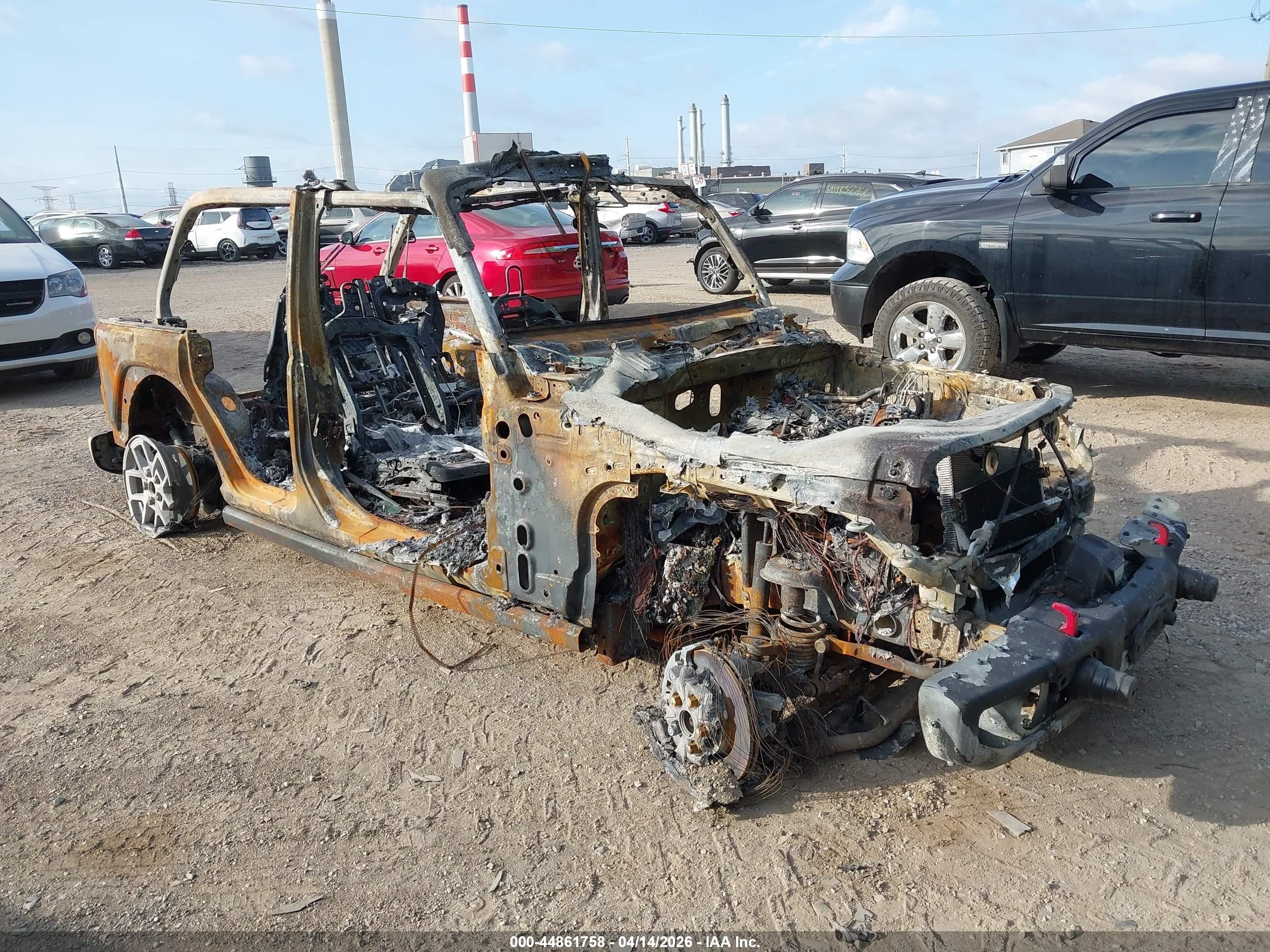 2024 Jeep Wrangler Rubicon, VIN 1C4PJXFG1RW260913 — Burn