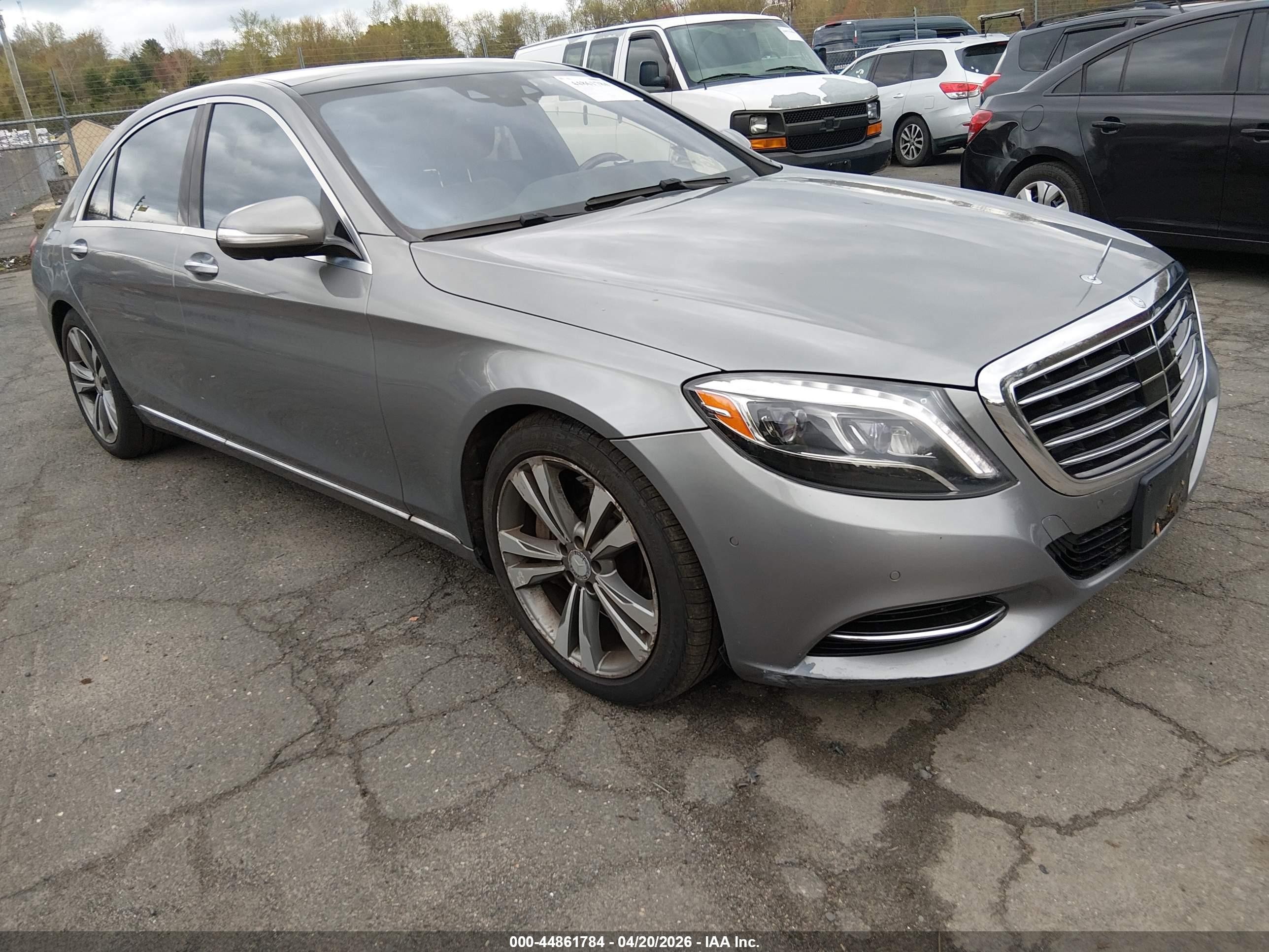 2015 Mercedes-Benz S 550, VIN WDDUG8FB0FA179671 — Normal wear
