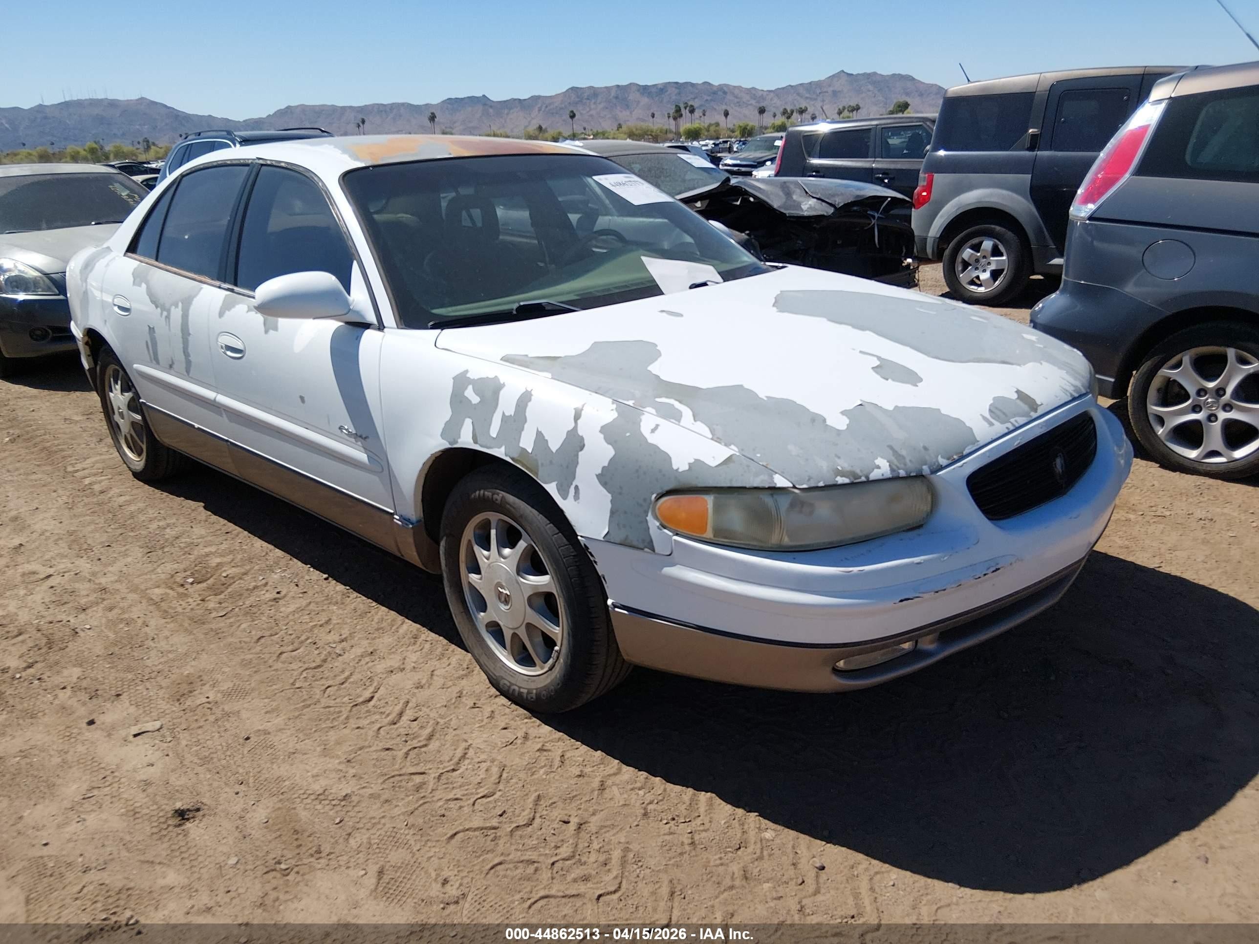 1998 Buick Regal GS, VIN 2G4WF5215W1431423 — Перед