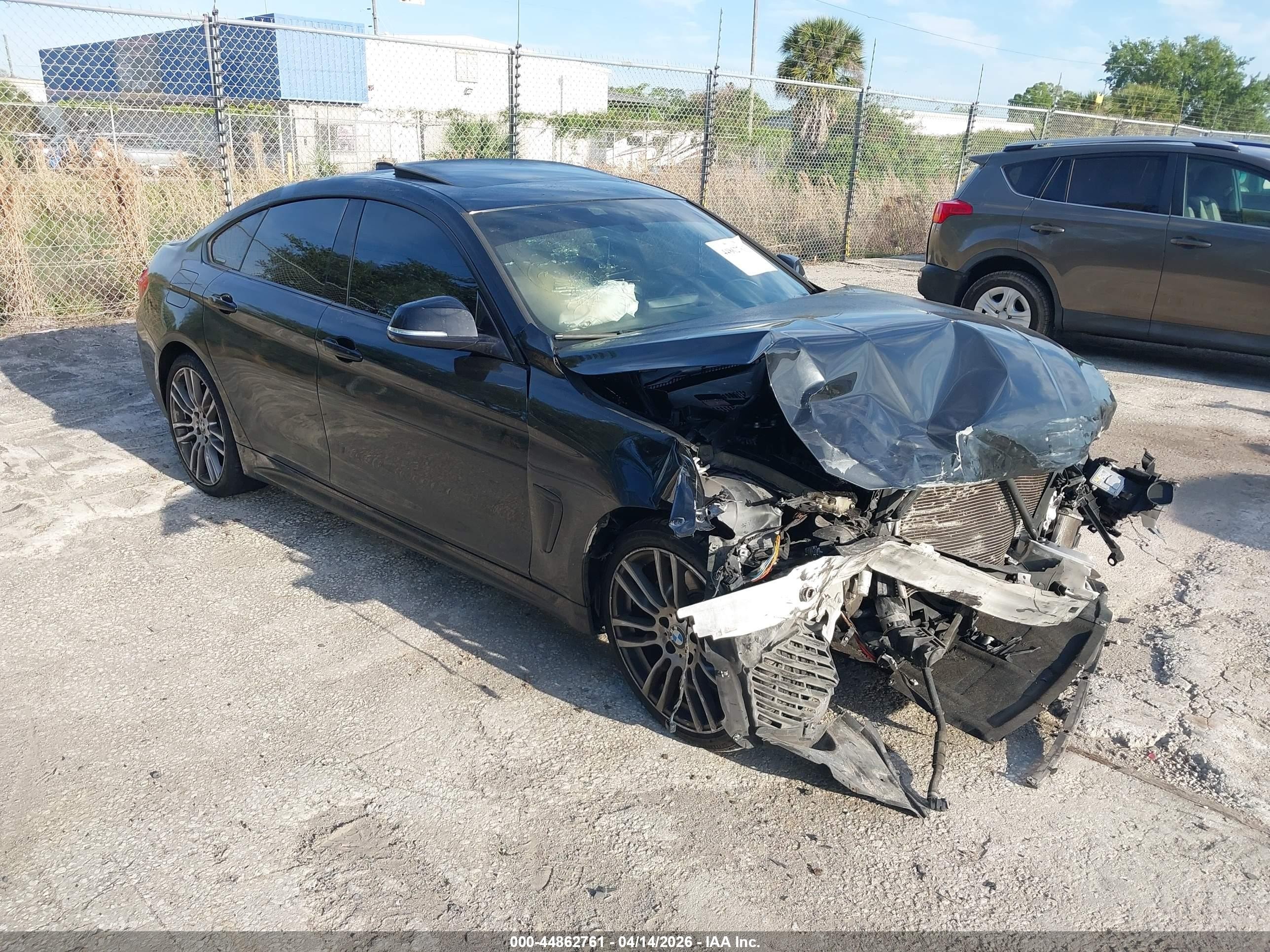 2015 BMW 4 Series 428i, VIN WBA4A5C55FG052238 — Front end