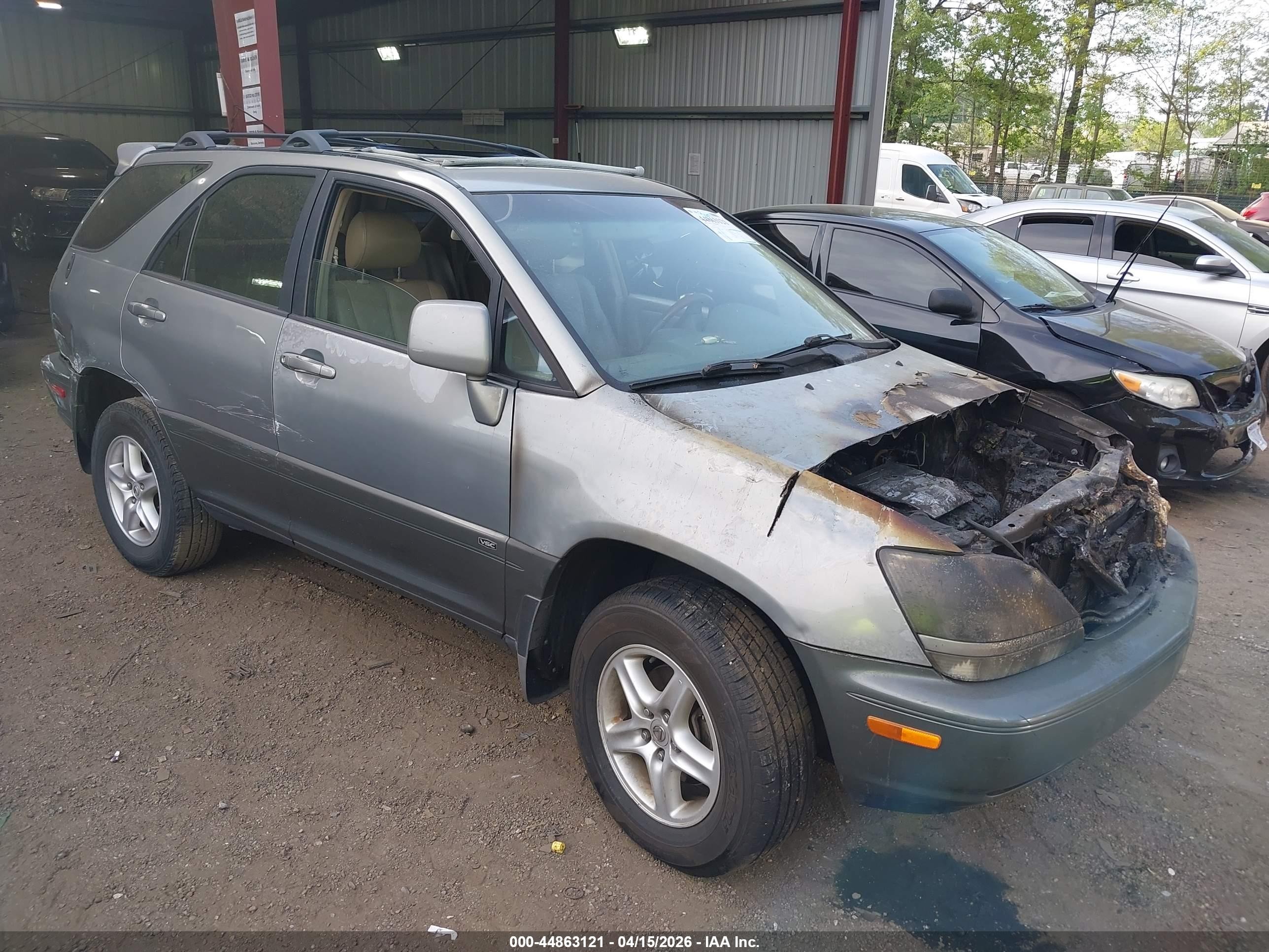 2002 Lexus RX 300, VIN JTJHF10UX20257323 — Engine fire